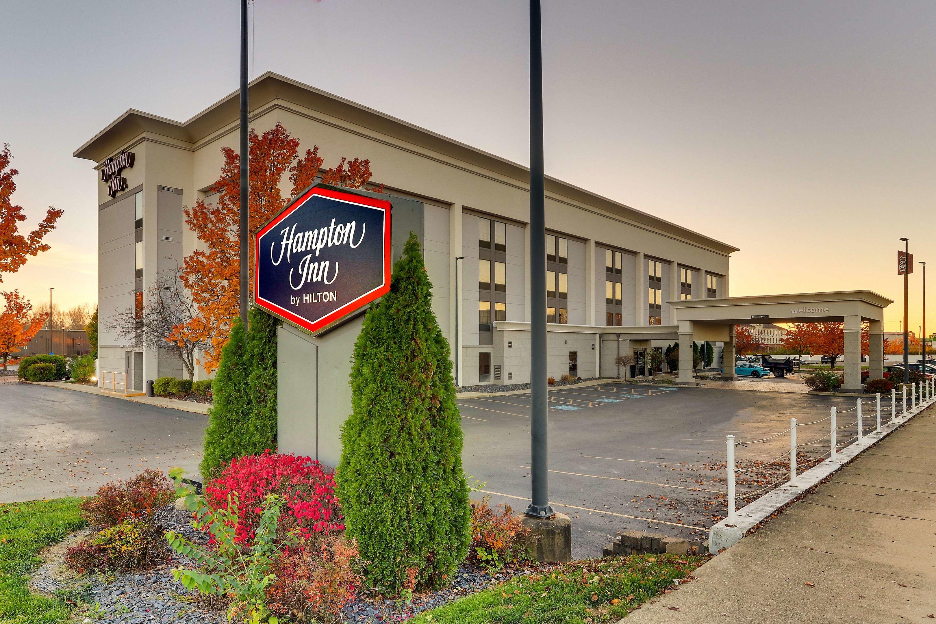 Hampton Inn Springfield — photo 3