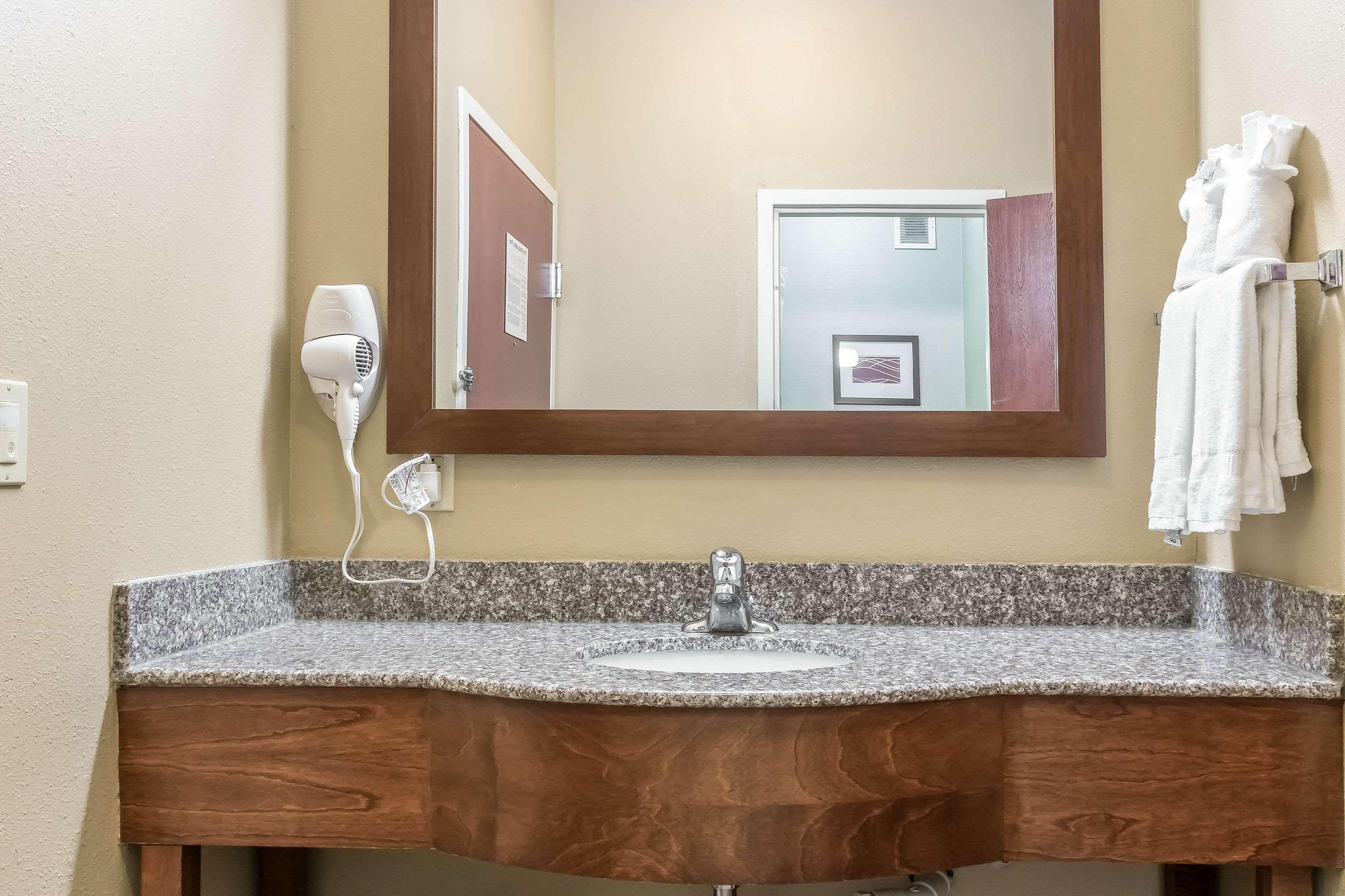 Comfort Inn Columbia — photo 5