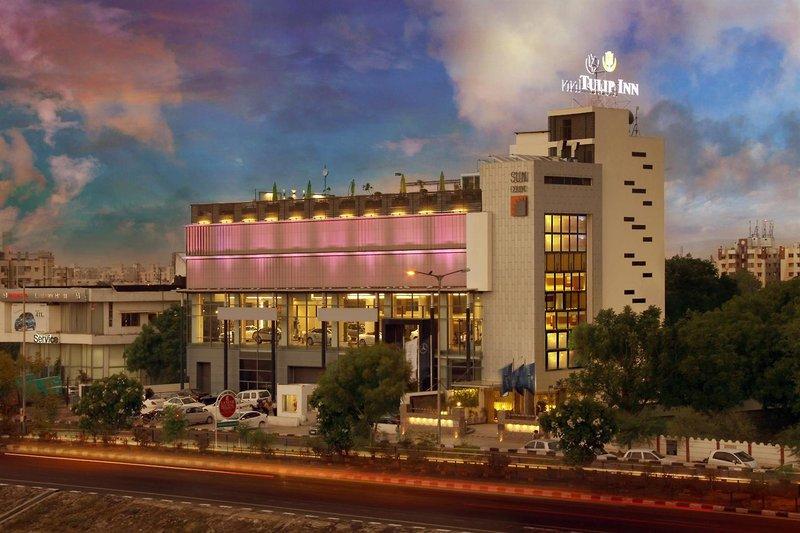 Tulip Inn Ahmedabad — photo 4