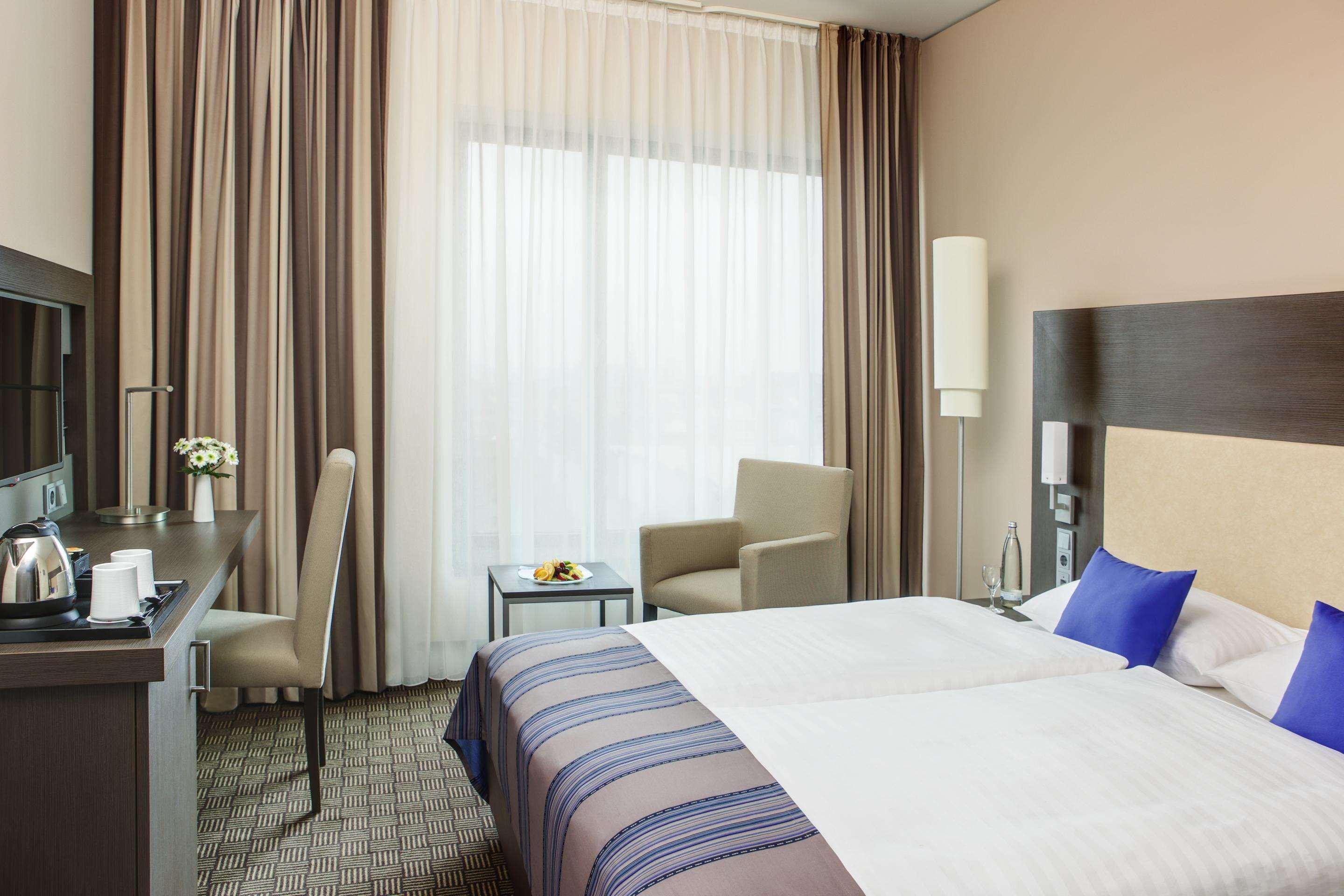 InterCityHotel Hamburg Dammtor-Messe — photo 4