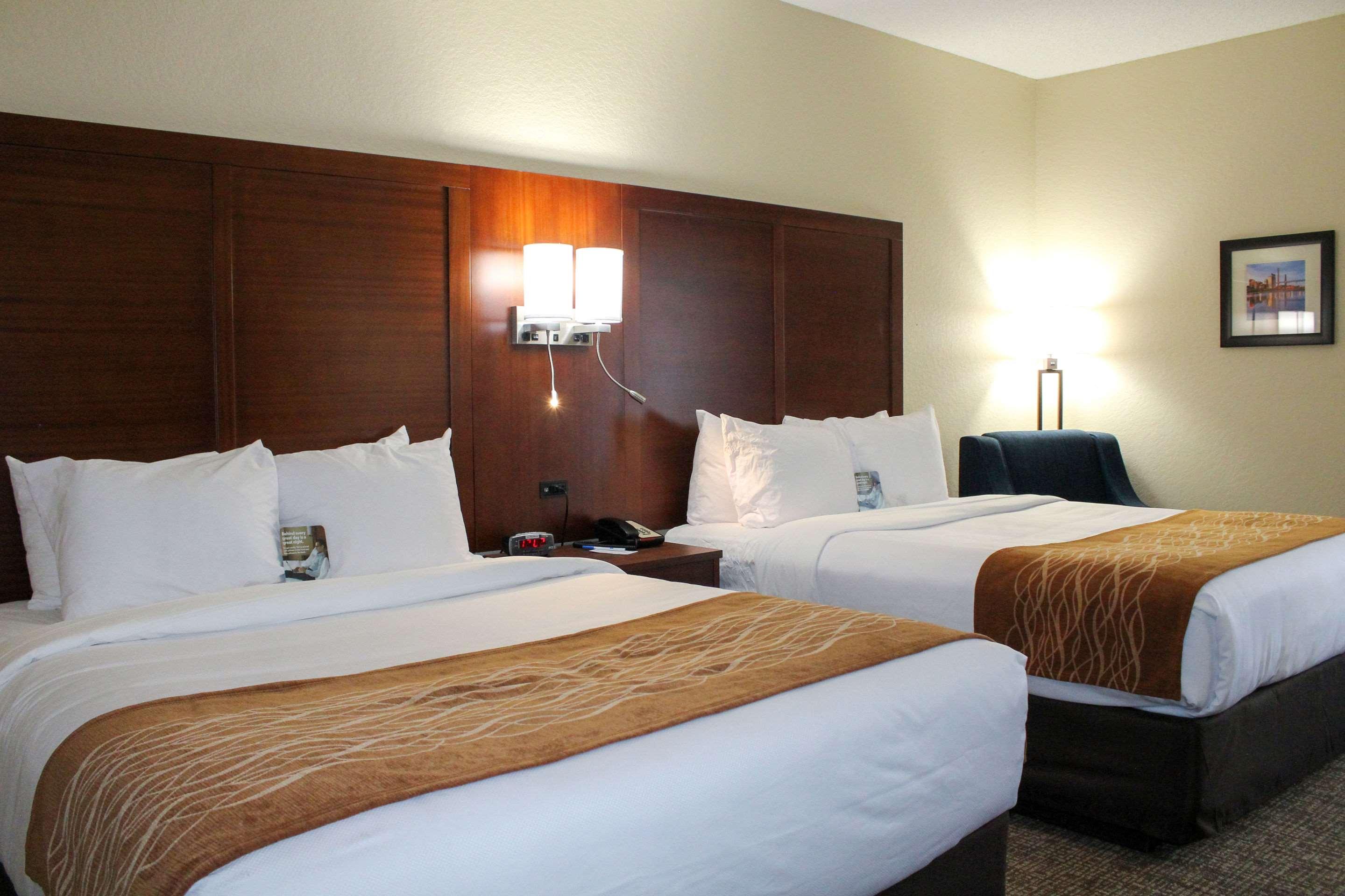Comfort Inn — photo 4