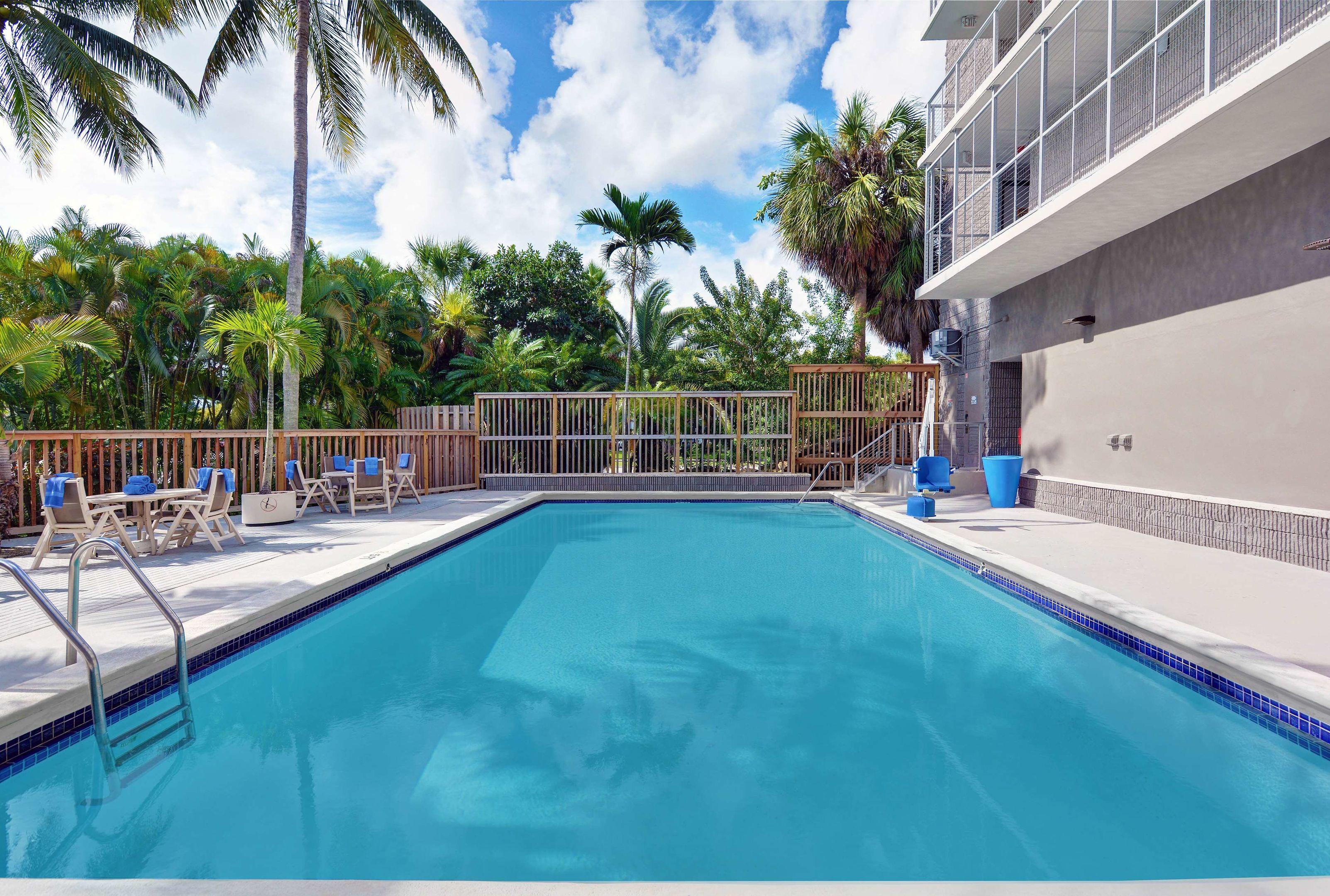 Motel 6 Cutler Bay — photo 3
