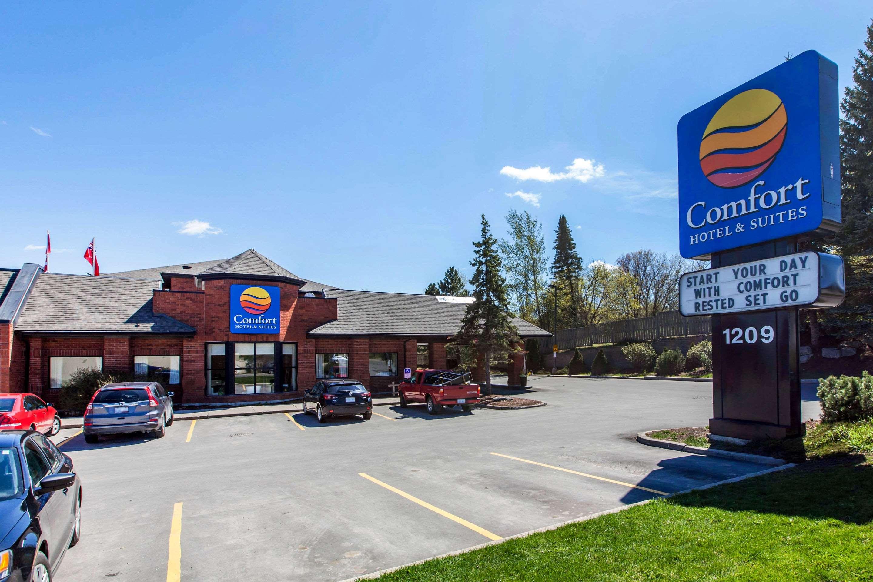 Comfort Hotel & Suites Peterborough — photo 5