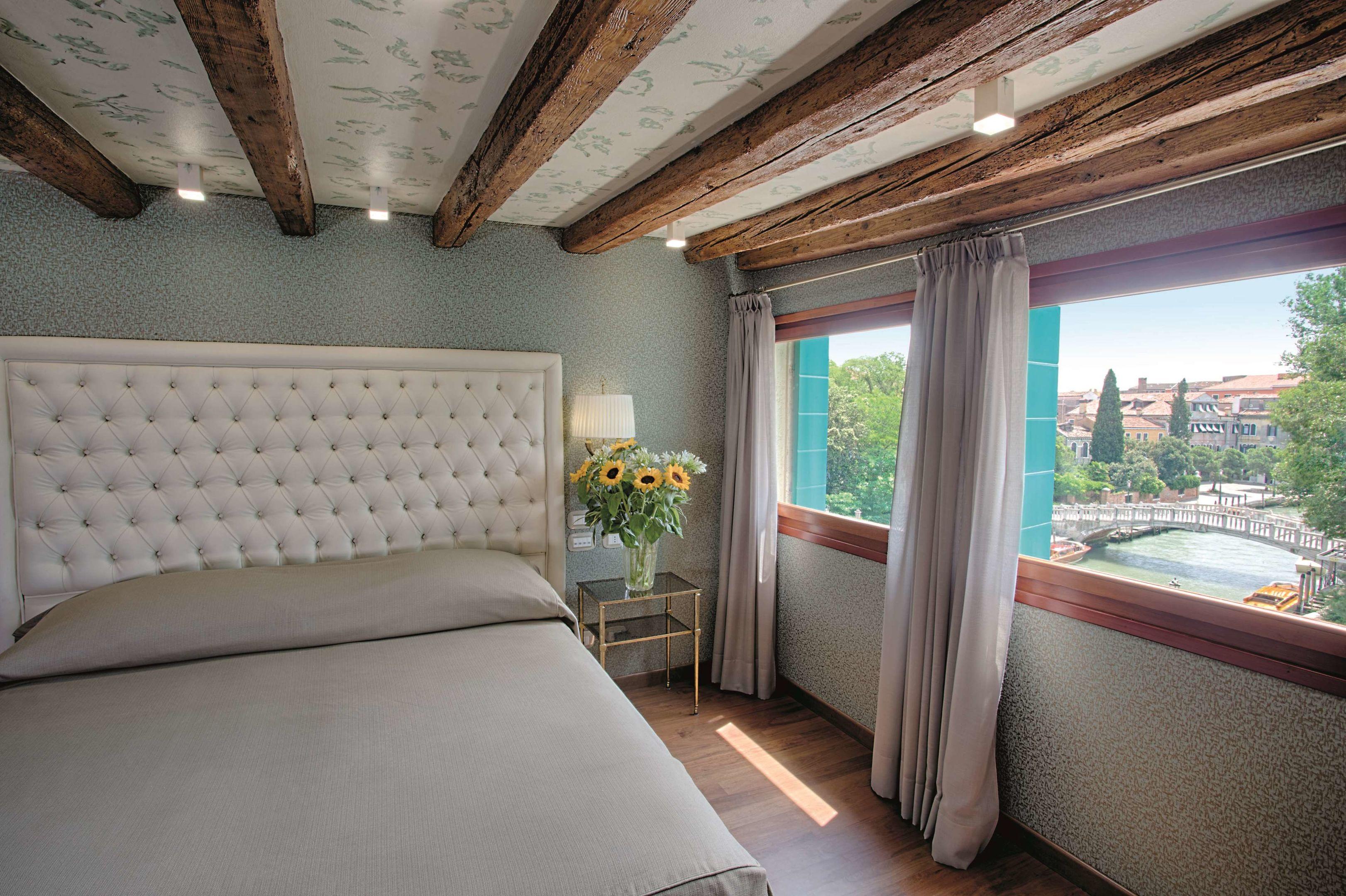 Hotel Santa Chiara — photo 5
