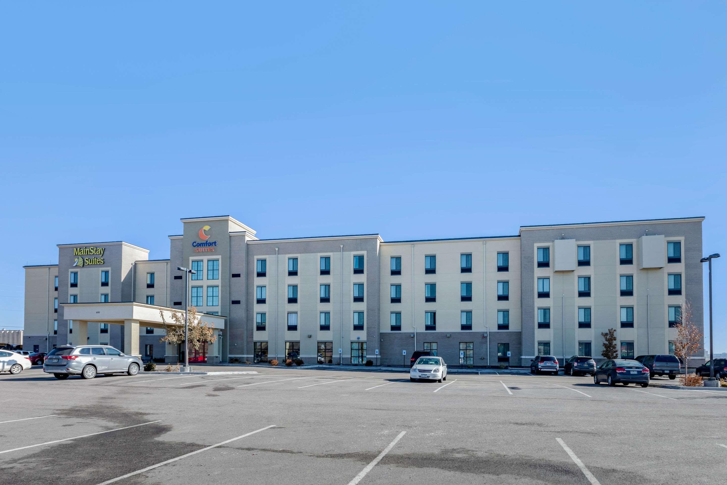 Comfort Suites Near Denver Downtown — photo 3