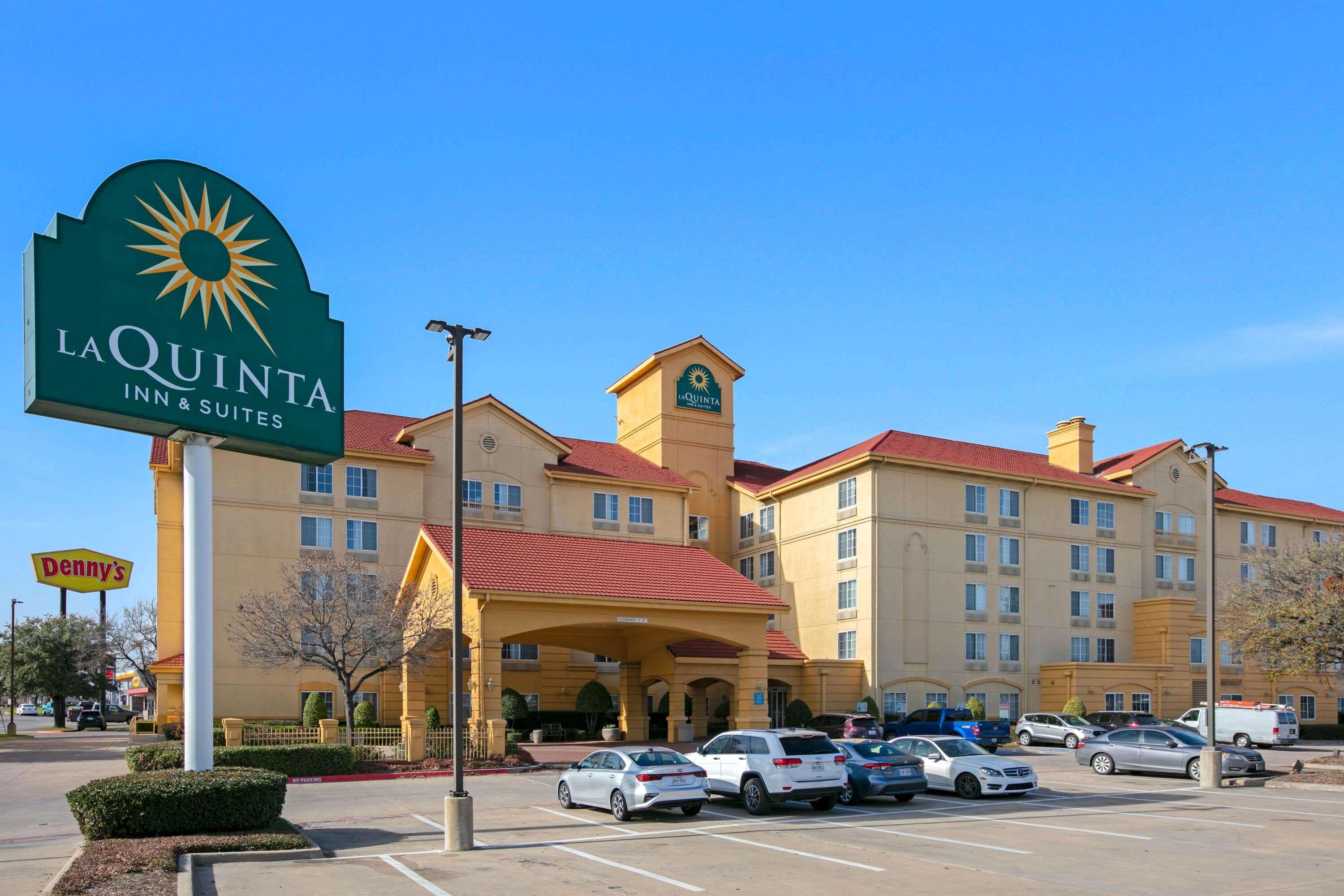 La Quinta Inn & Suites DFW Airport South Irving — photo 4