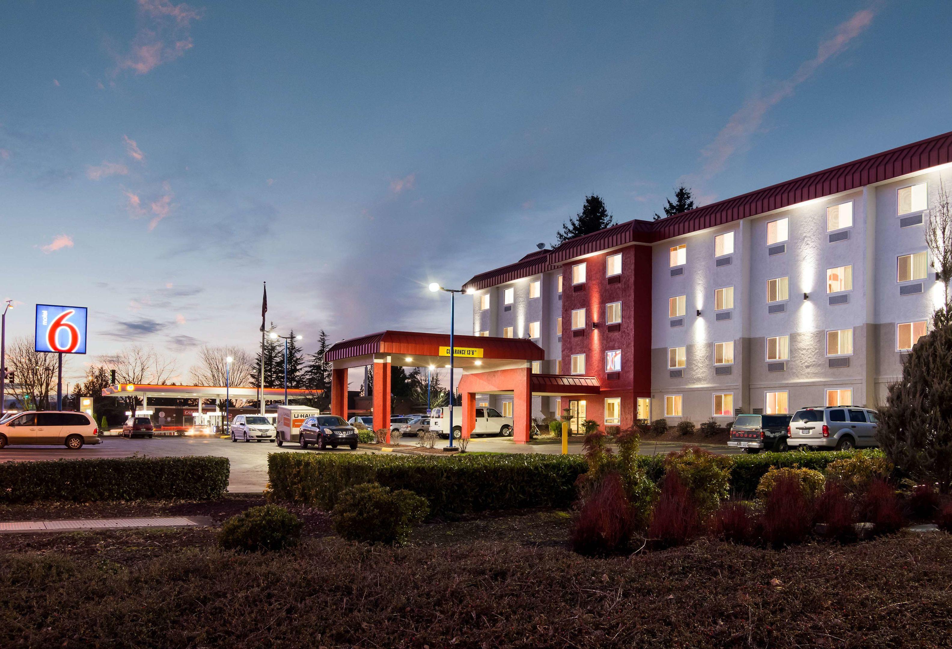 Motel 6 Portland - Wilsonville — photo 3
