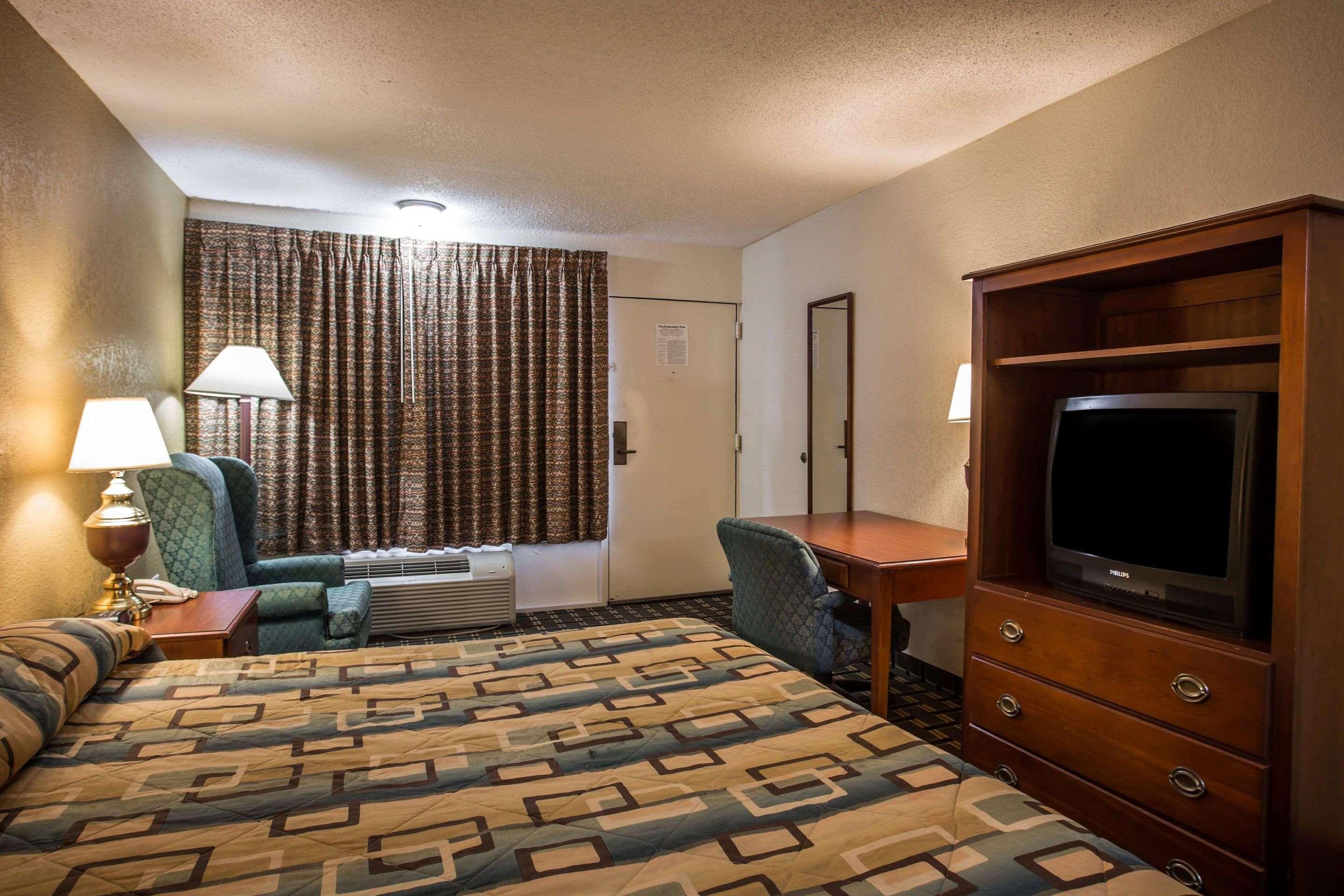 Econo Lodge Salisbury — photo 3