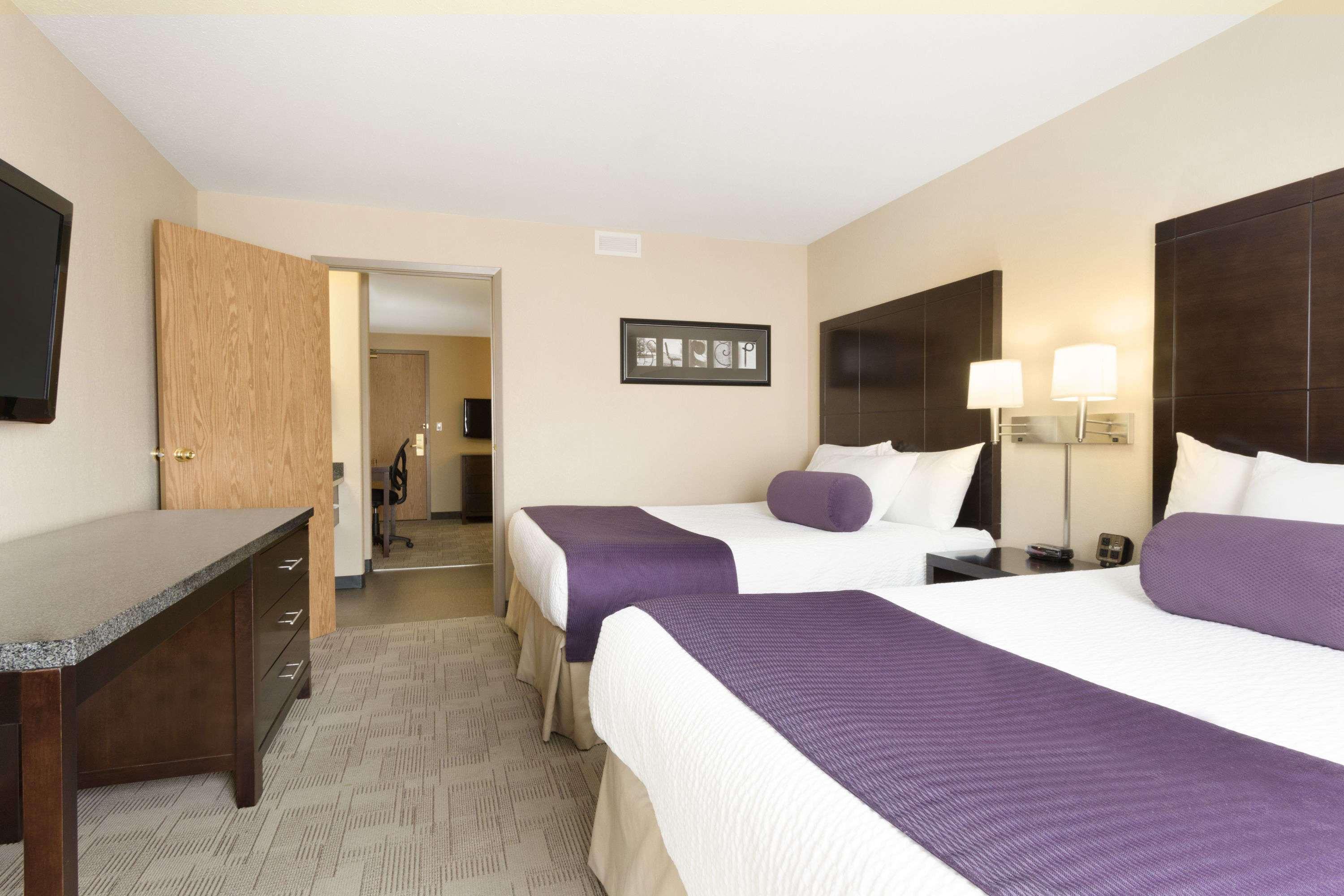 Days Inn Medicine Hat — photo 5