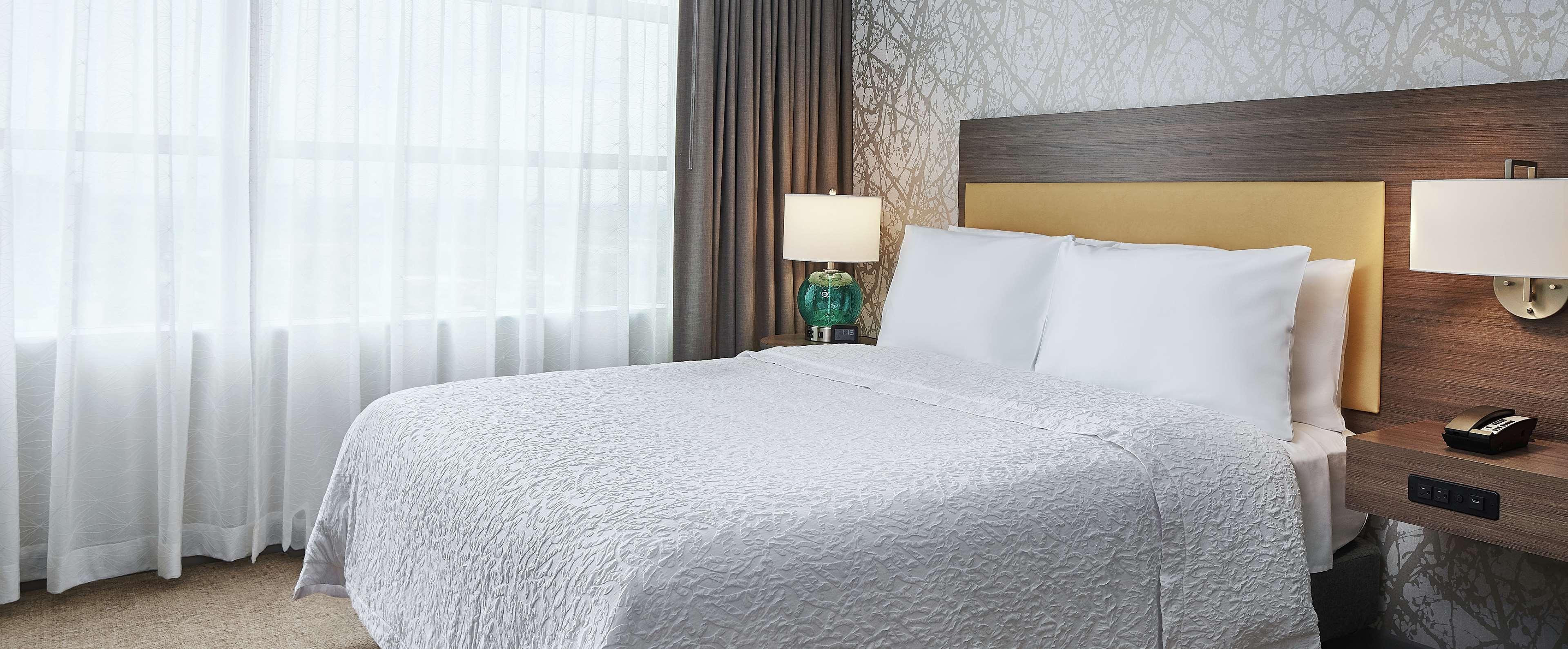 Home2 Suites by Hilton Chicago McCormick Place — photo 4
