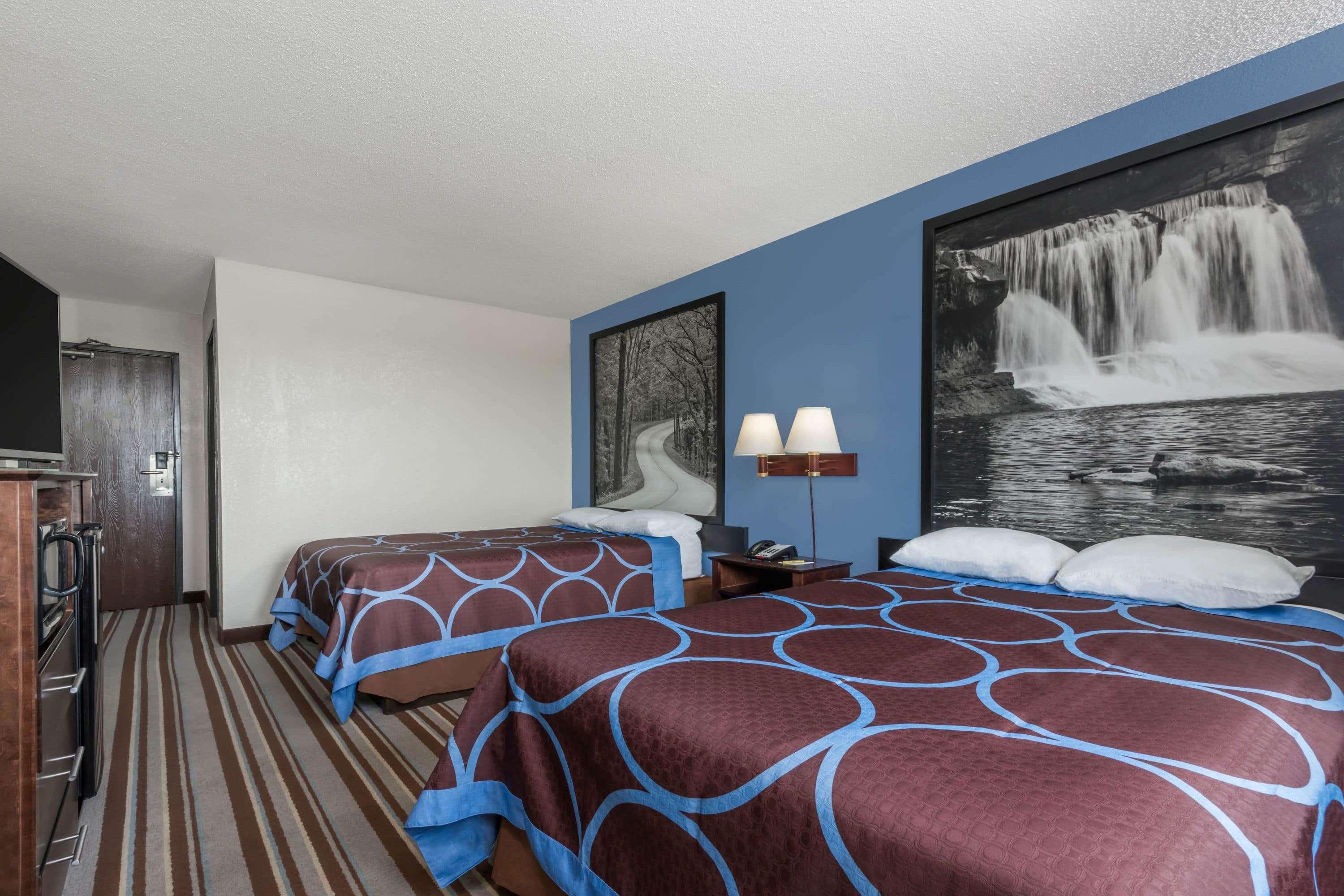 Super 8 by Wyndham Columbus — photo 4