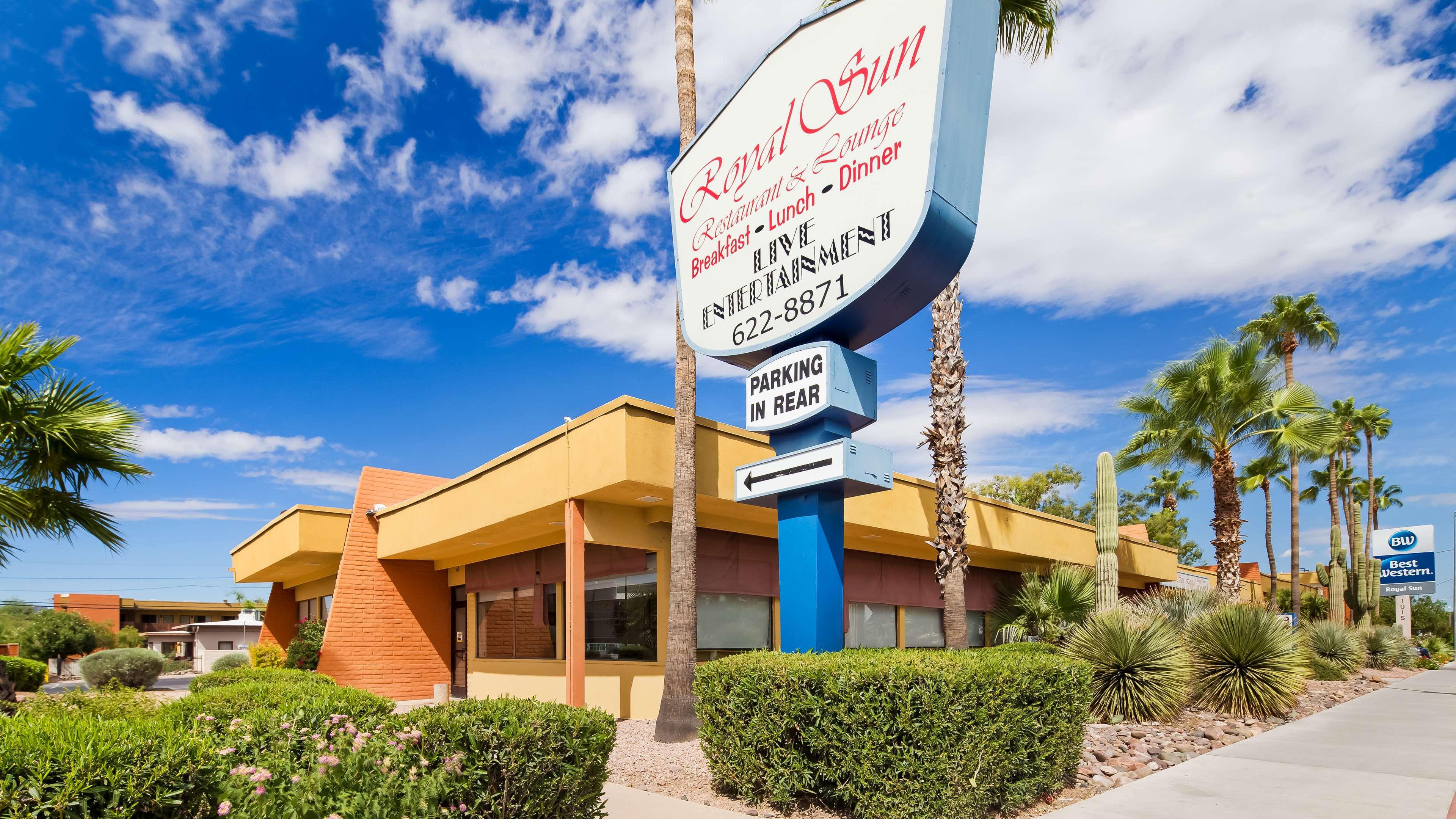 Best Western Royal Sun Inn & Suites — photo 4