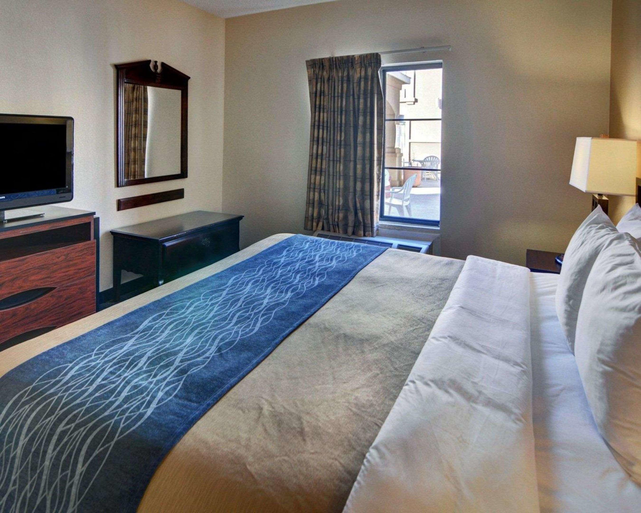 Quality Inn & Suites DFW Airport South — photo 5