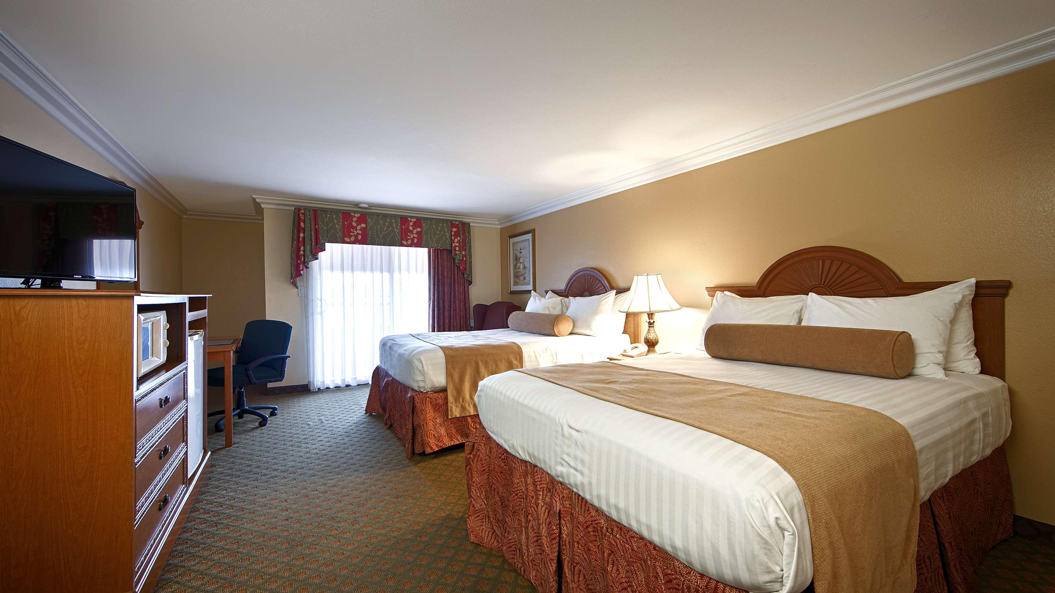 Best Western Harbour Inn & Suites — photo 5