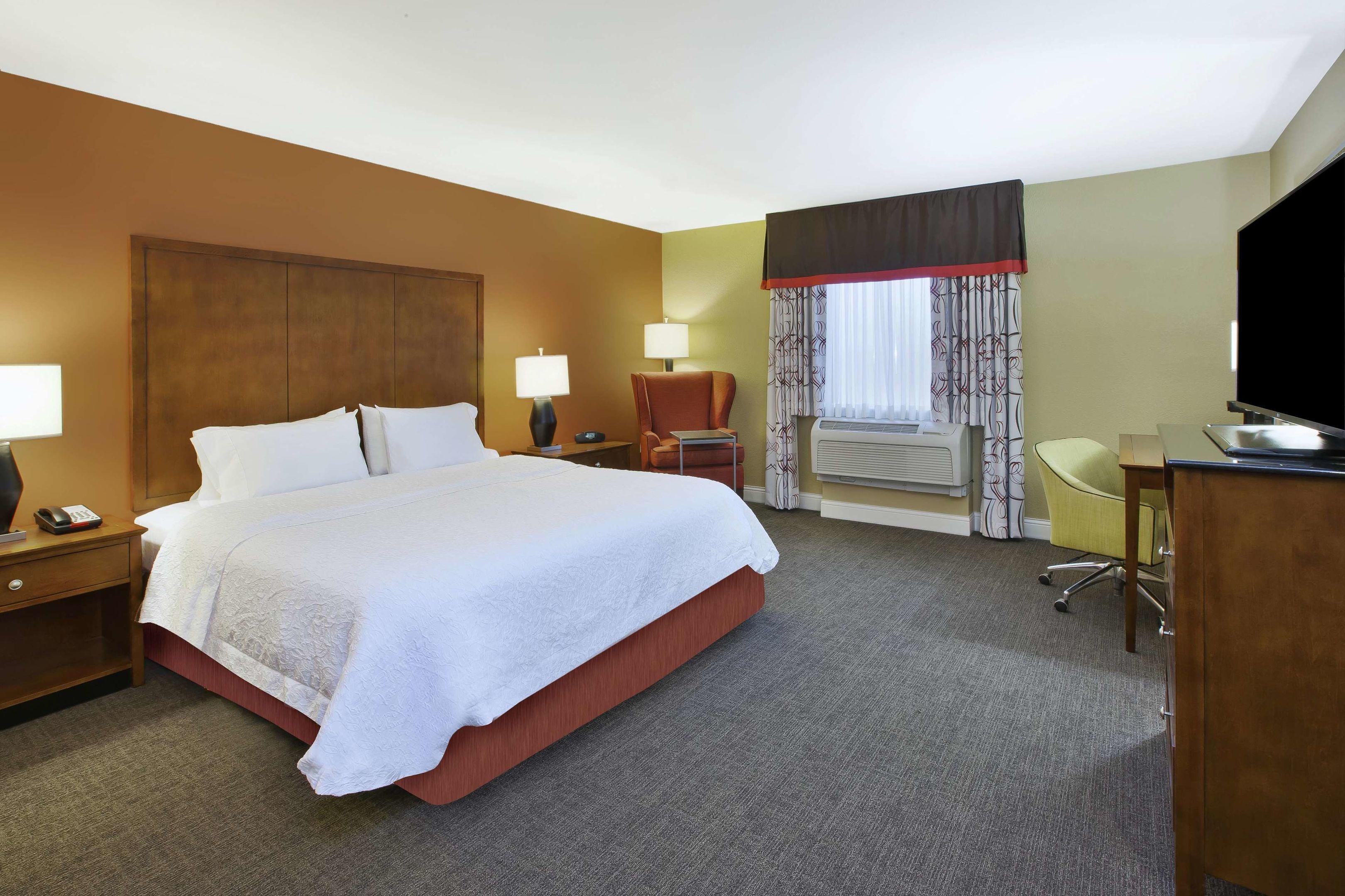 Hampton Inn & Suites Wichita-Northeast — photo 4