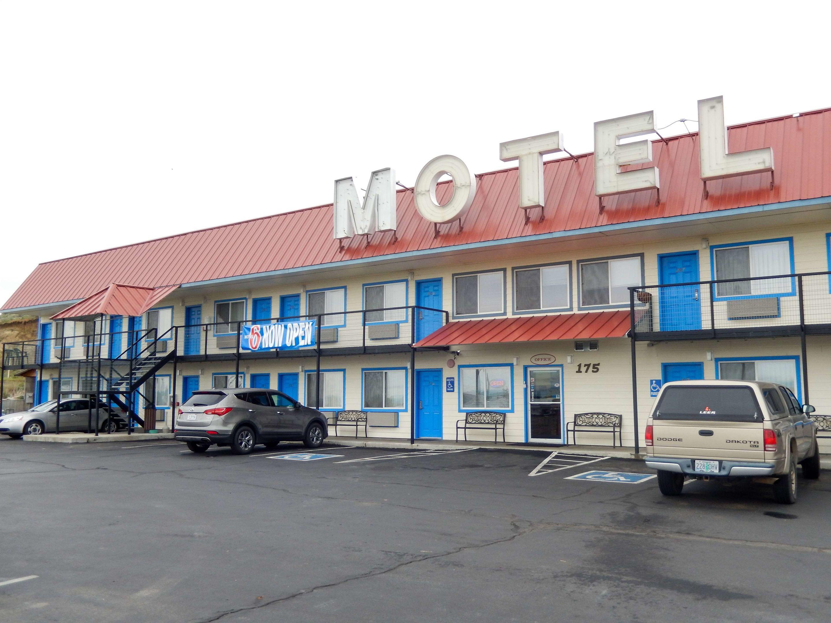 Motel 6 Baker City