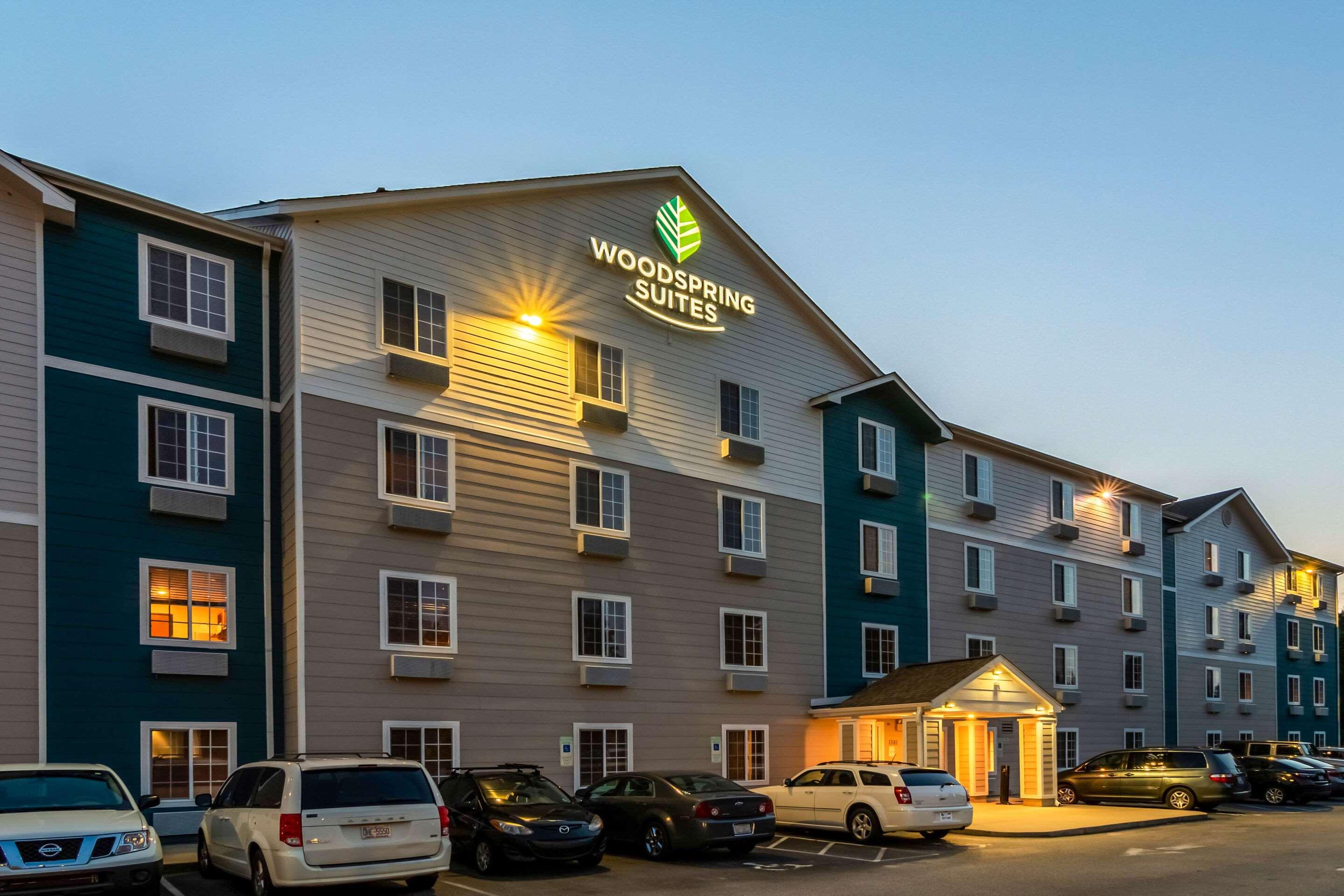 WoodSpring Suites Fayetteville West — photo 5