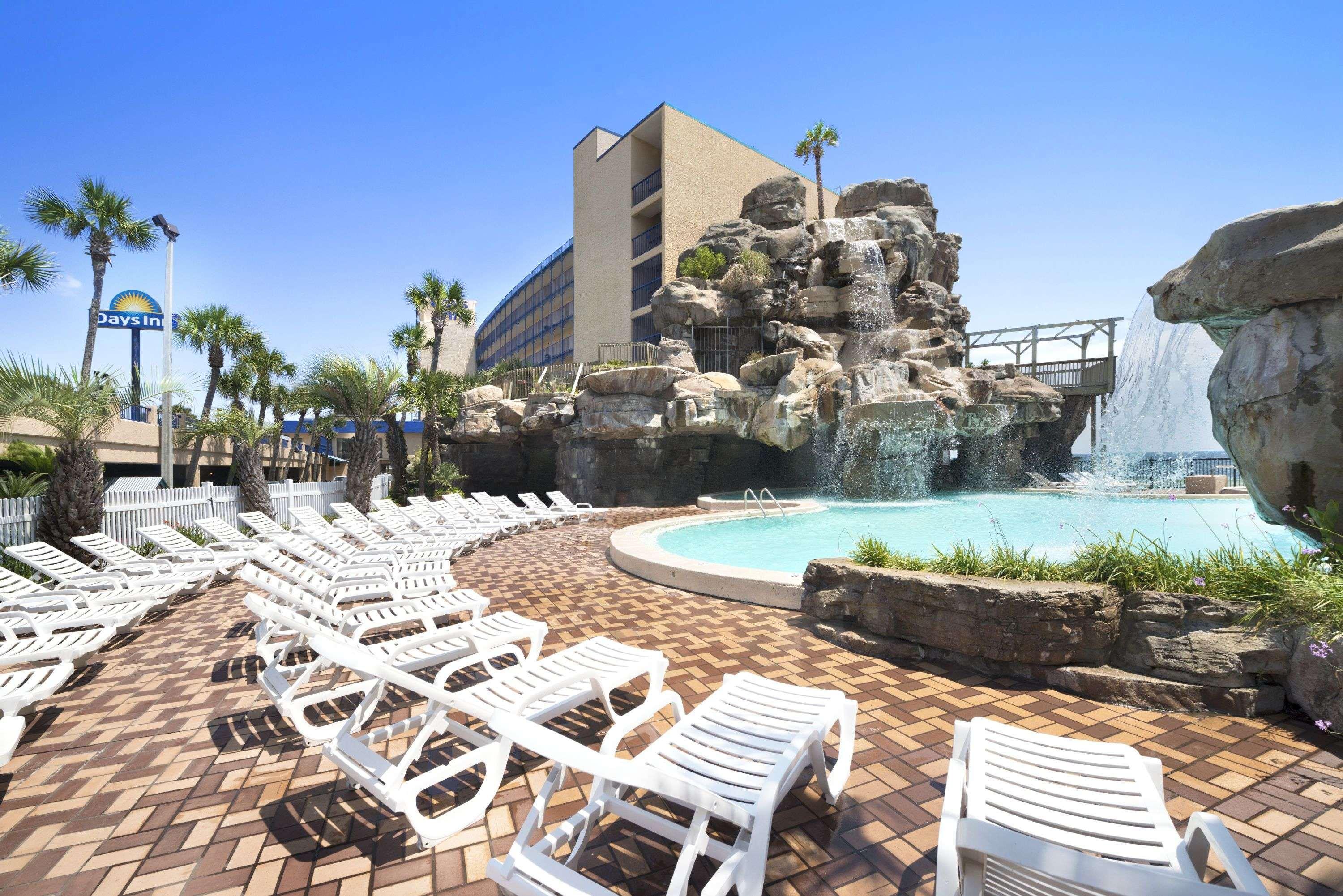 Days Inn by Wyndham Panama City Beach/Ocean Front — photo 5