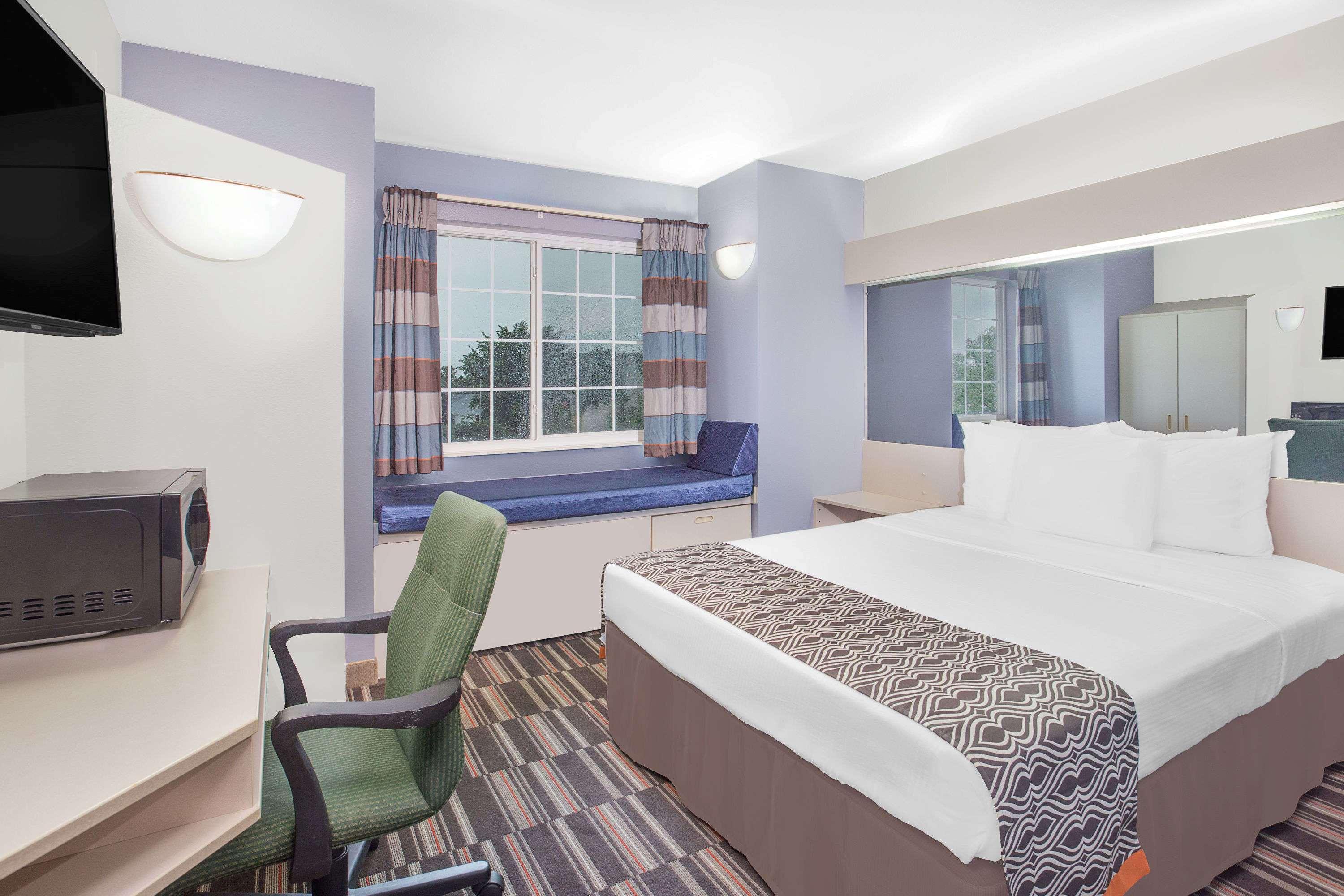 Microtel Inn & Suites by Wyndham Appleton — photo 4
