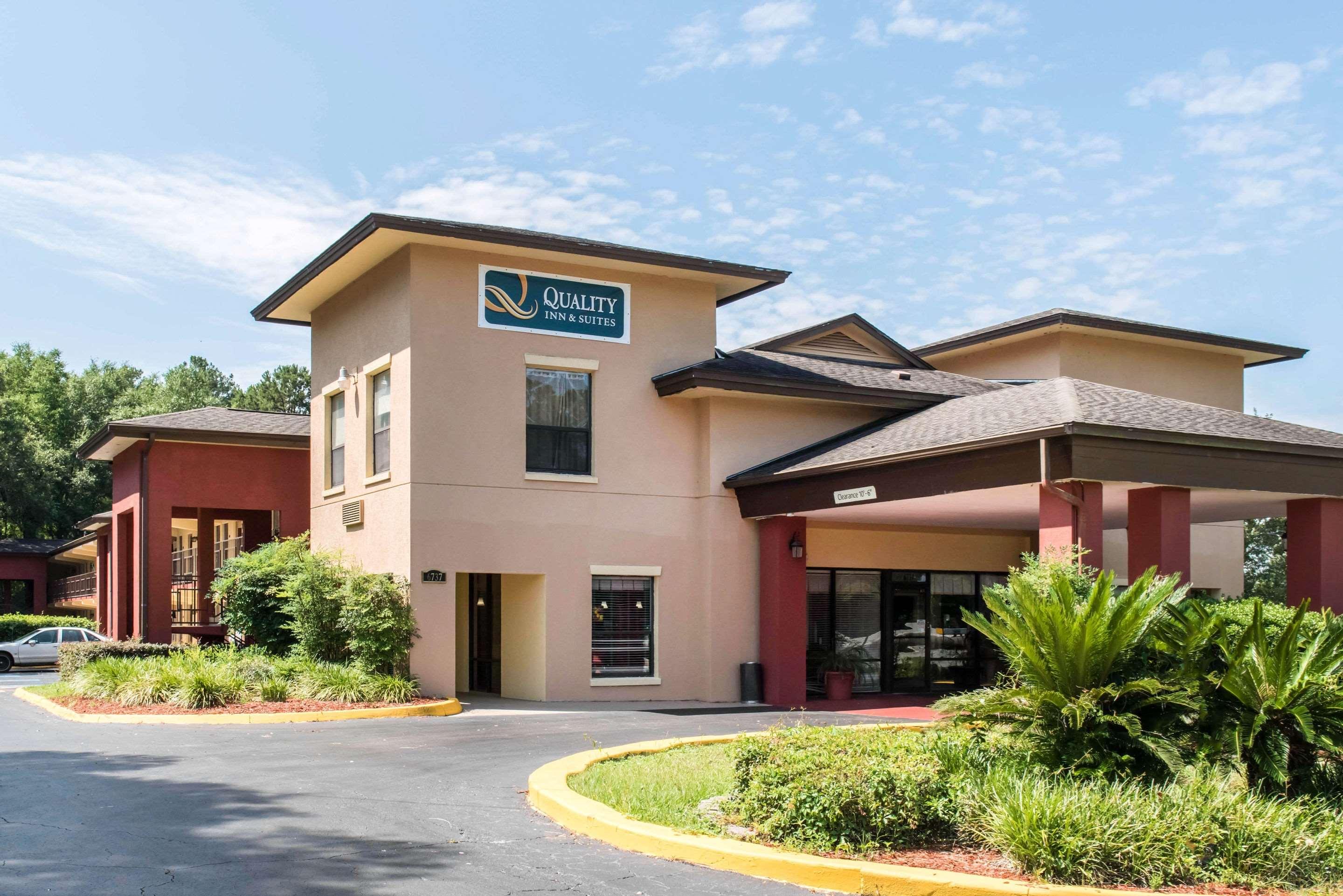 Quality Inn & Suites — photo 4