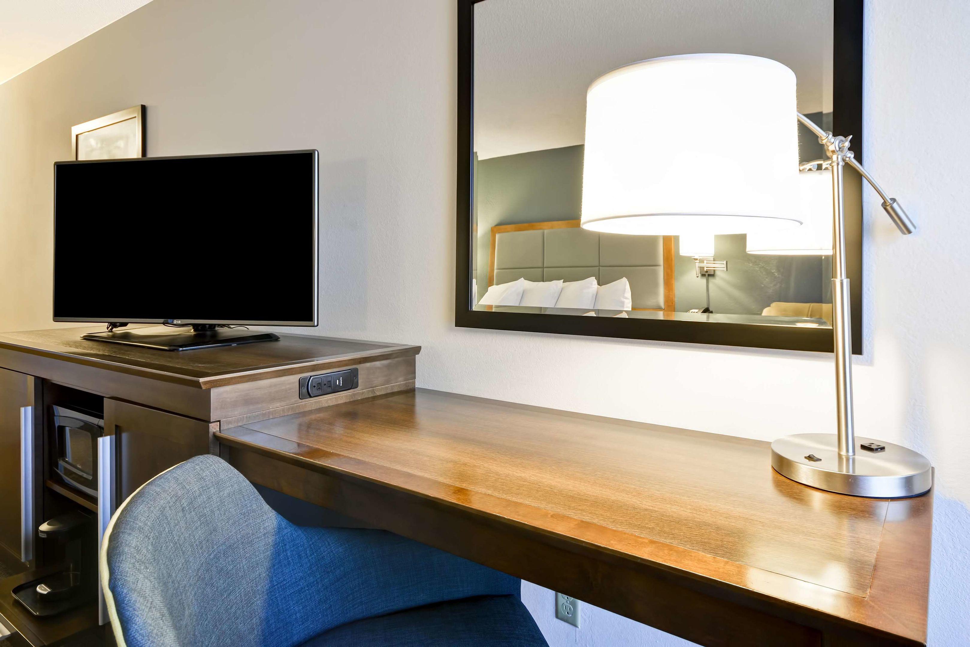 Hampton Inn Sarasota - I-75 Bee Ridge — photo 5