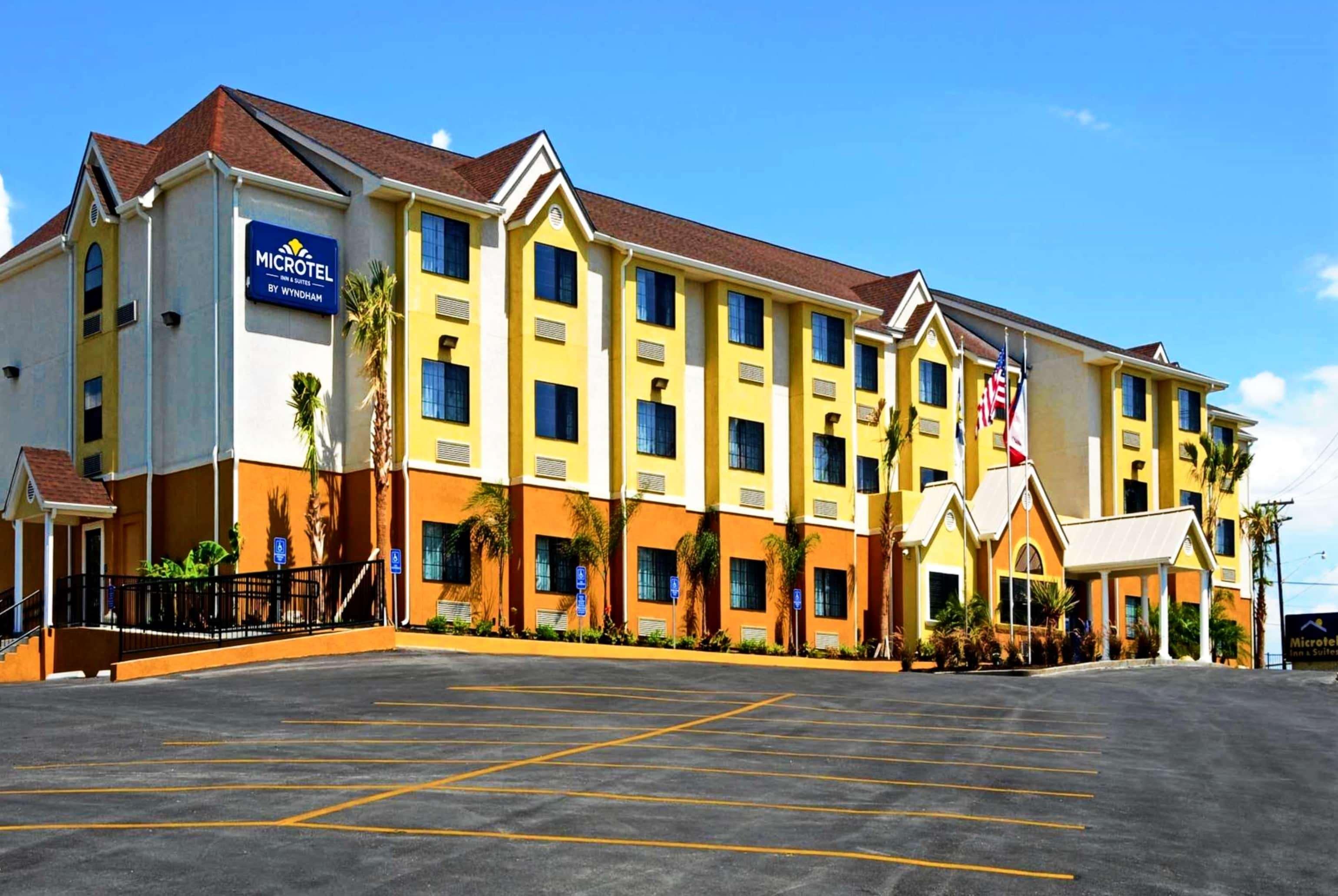 Microtel Inn & Suites by Wyndham New Braunfels — photo 4
