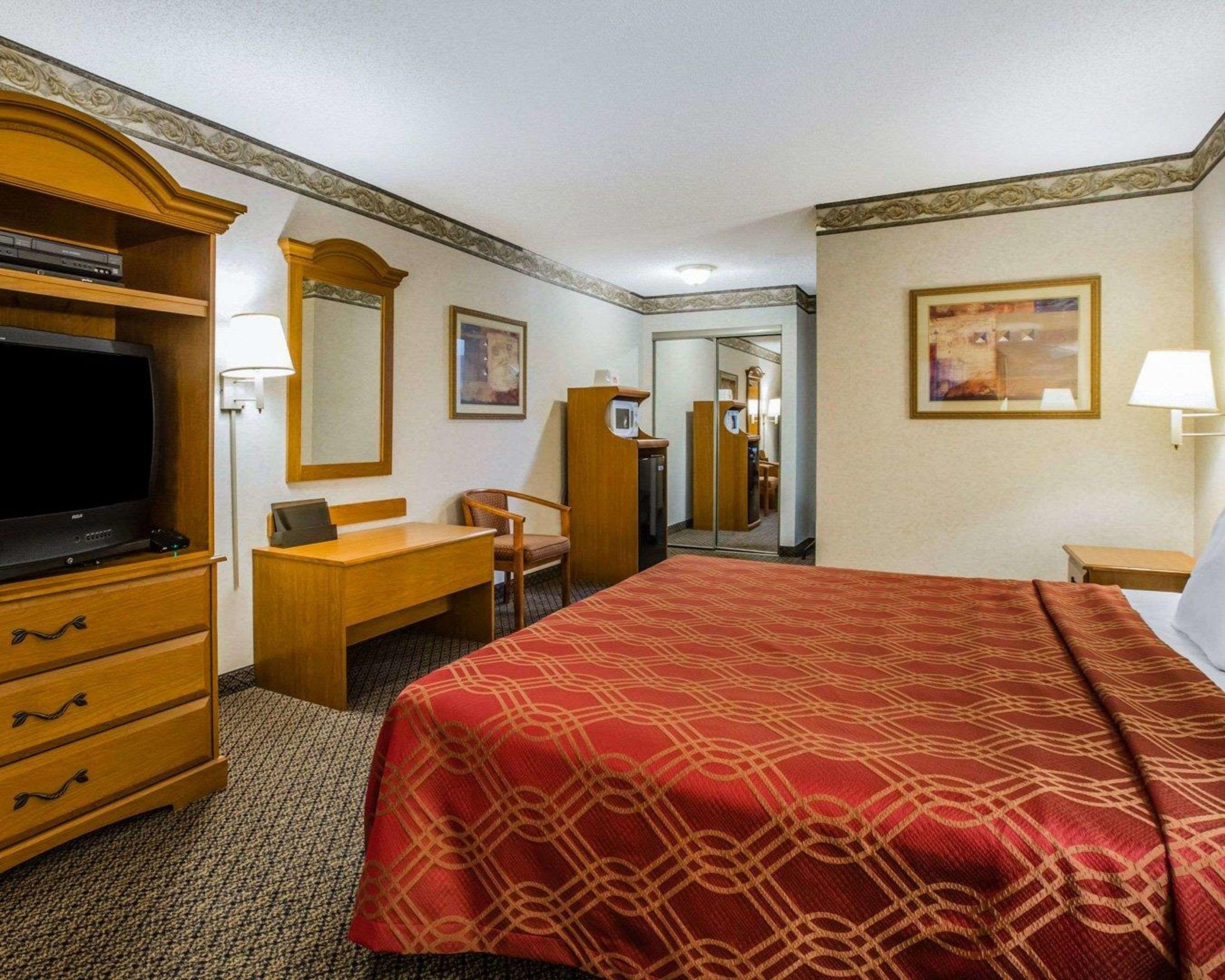 Econo Lodge Villa Rica — photo 5