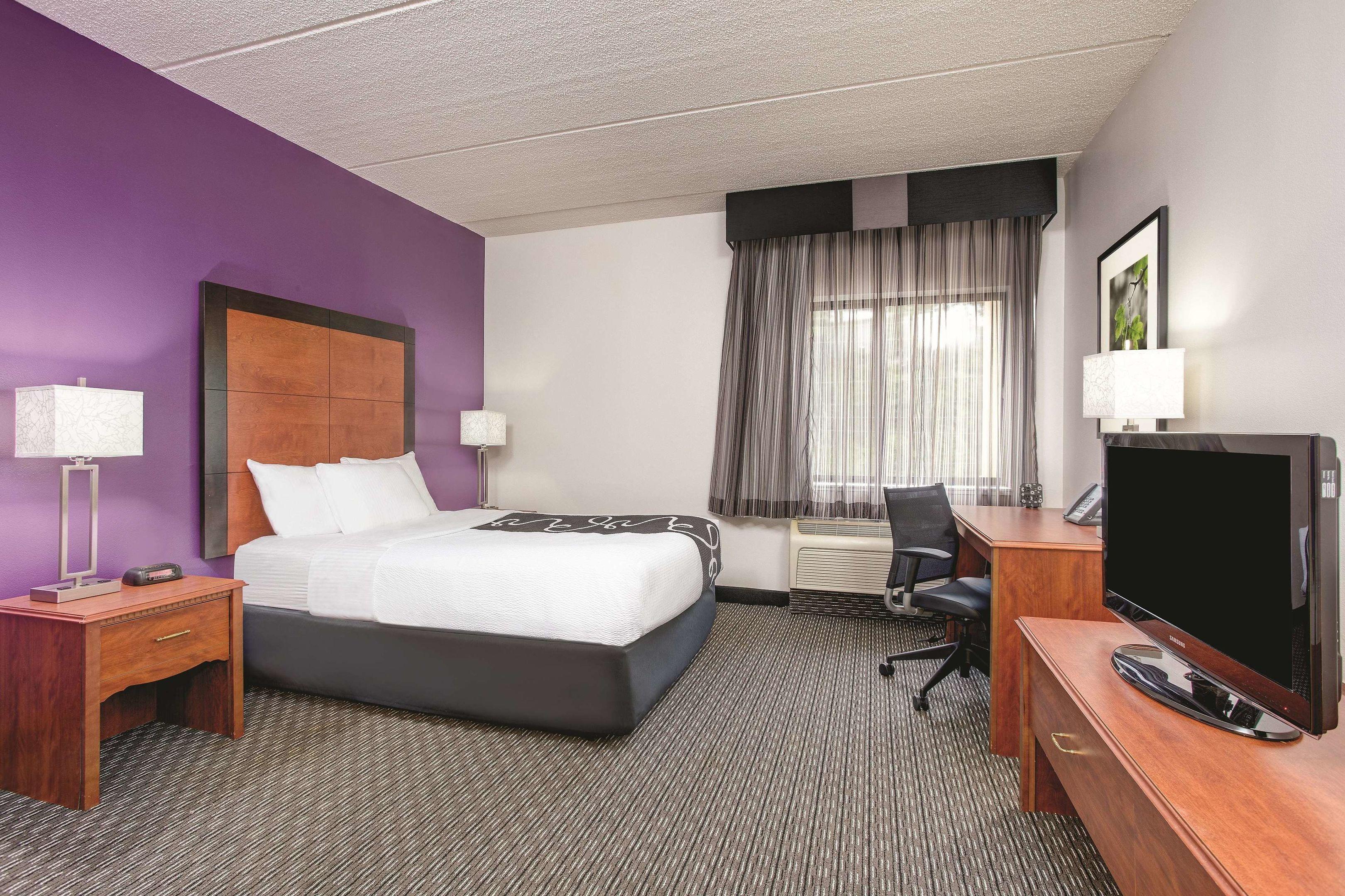 La Quinta Inn & Suites Atlanta Roswell — photo 5