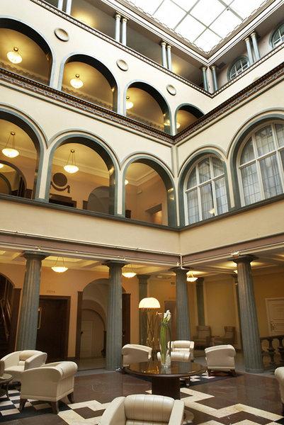 Elite Plaza Hotel — photo 4