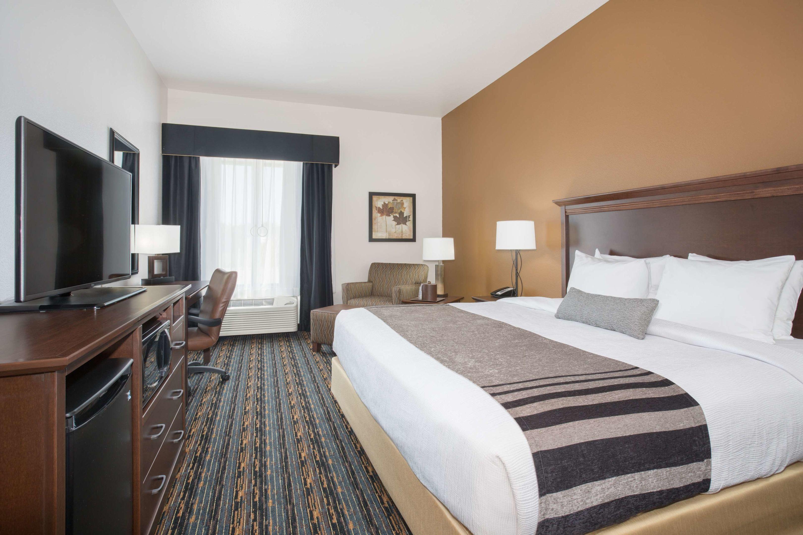 Best Western Plus Lincoln Inn & Suites — photo 5