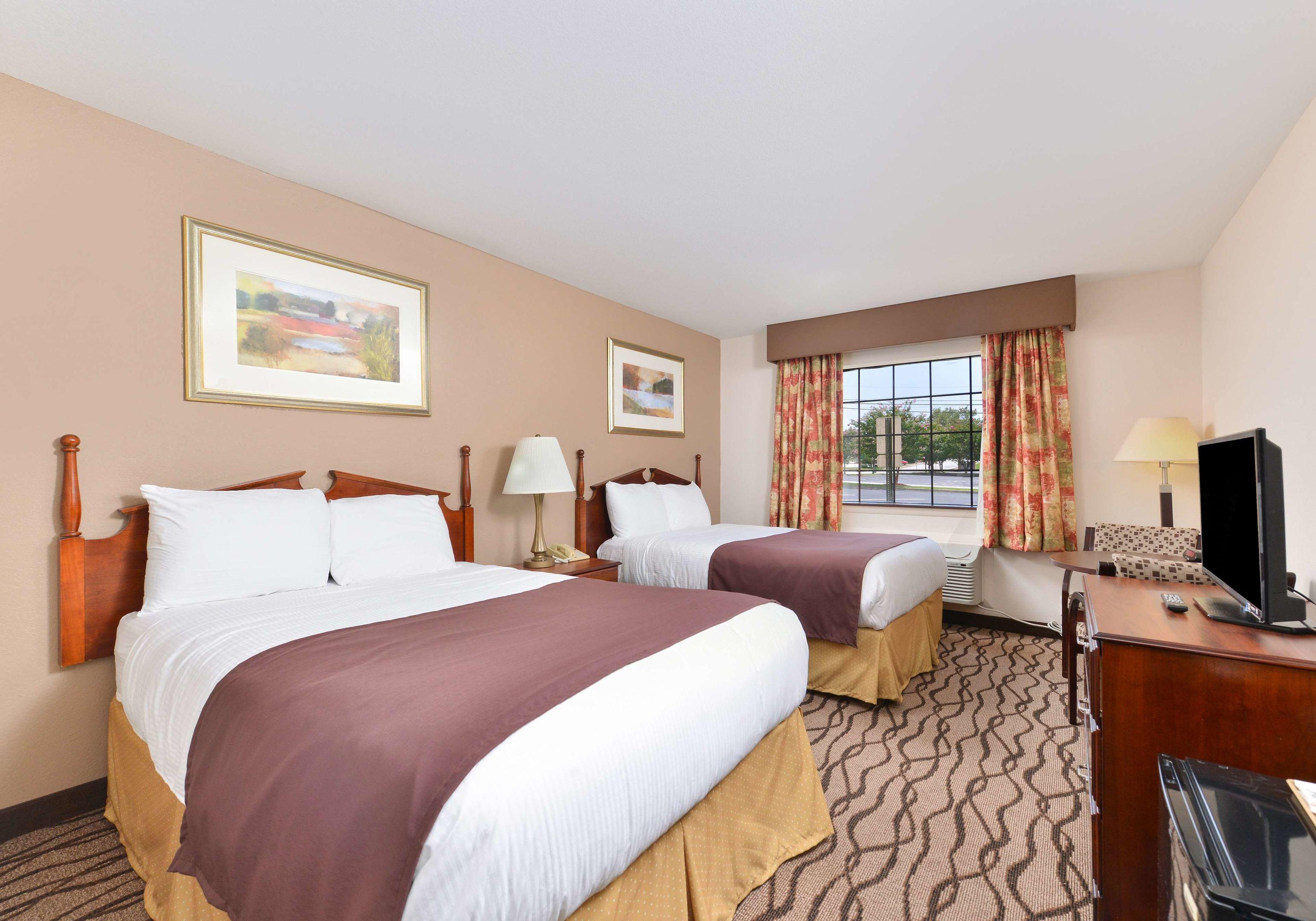 Country Hearth Inn & Suites Toccoa — photo 4