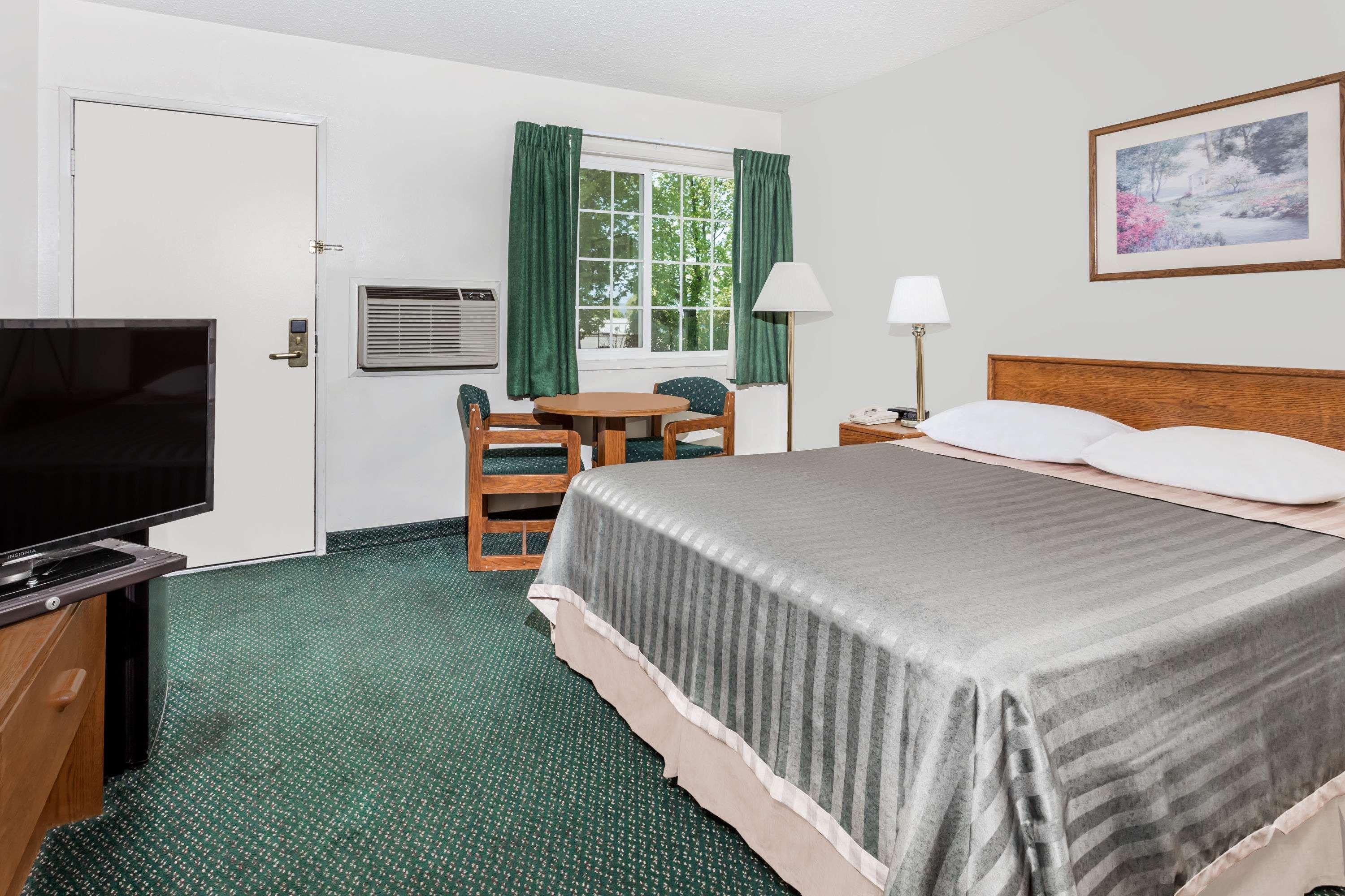 Grants Pass Travelodge — photo 5