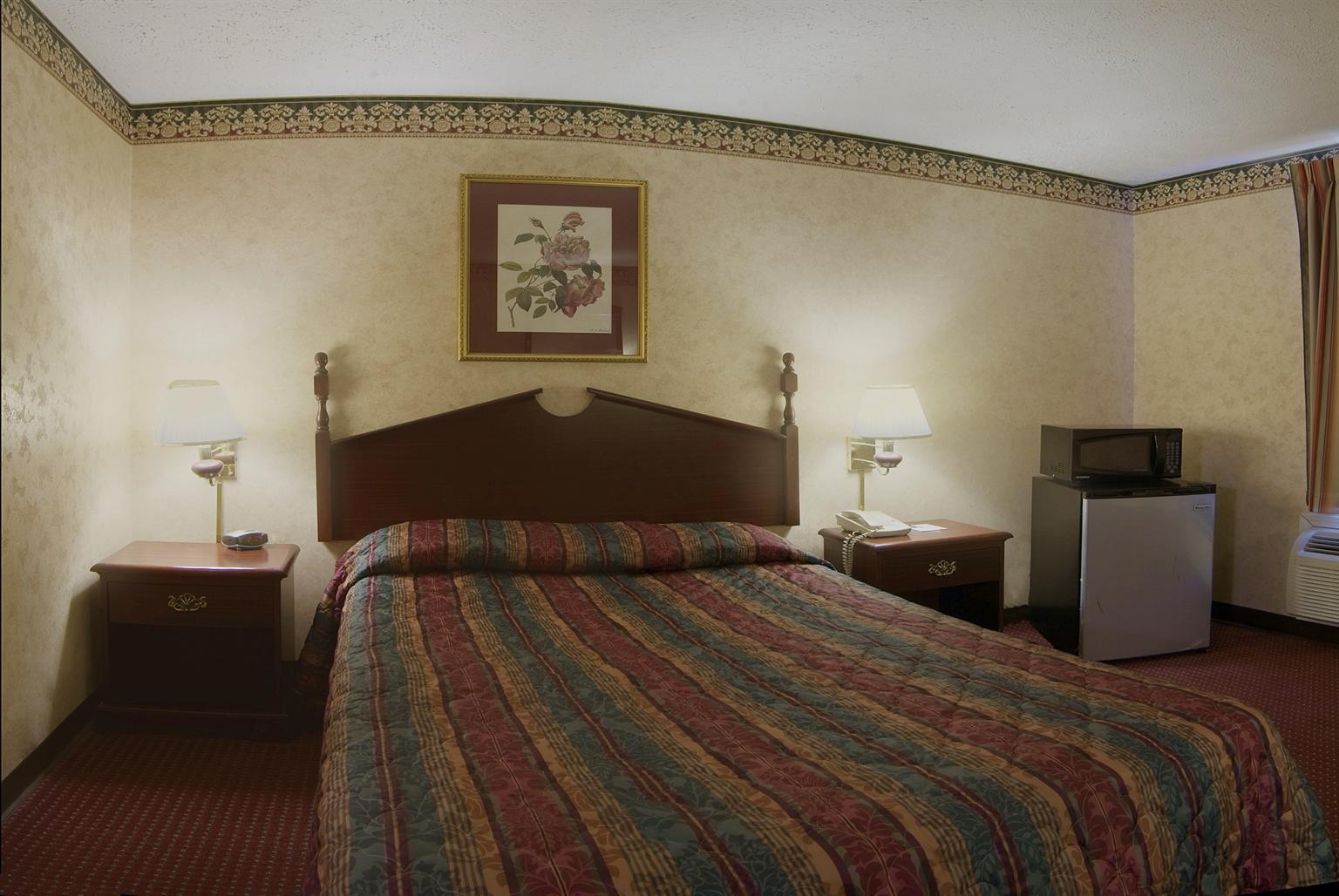 Americas Best Value Inn & Suites Mt. Pleasant — photo 3