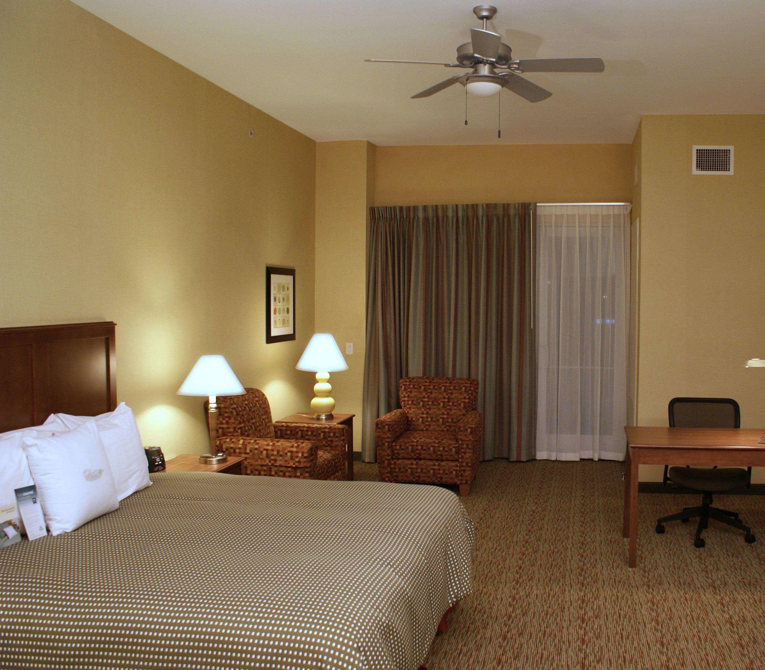 Homewood Suites by Hilton Phoenix Airport South — photo 4