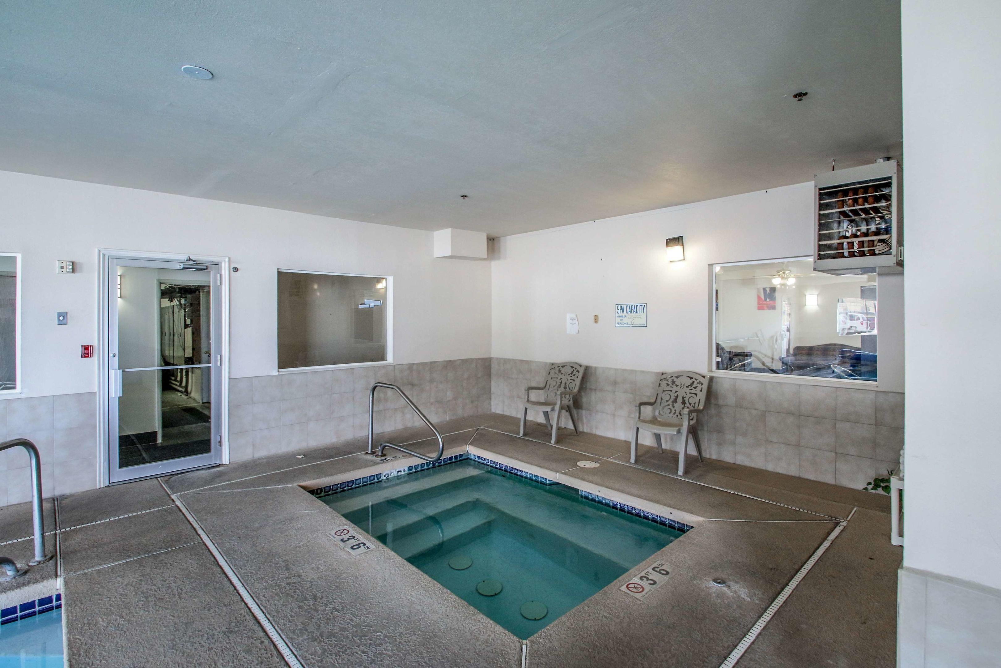 Motel 6 — photo 4
