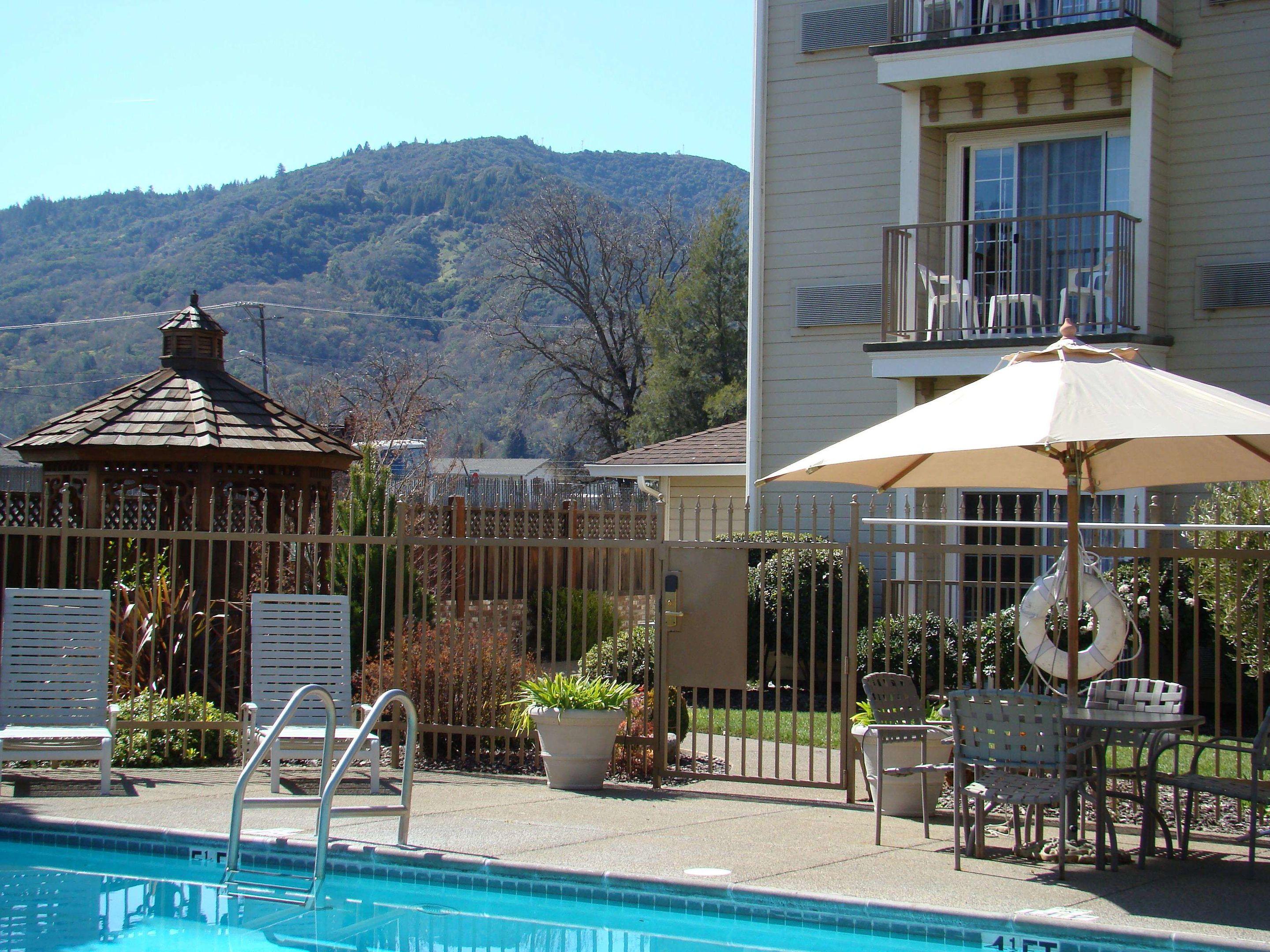 Hampton Inn Ukiah — photo 3