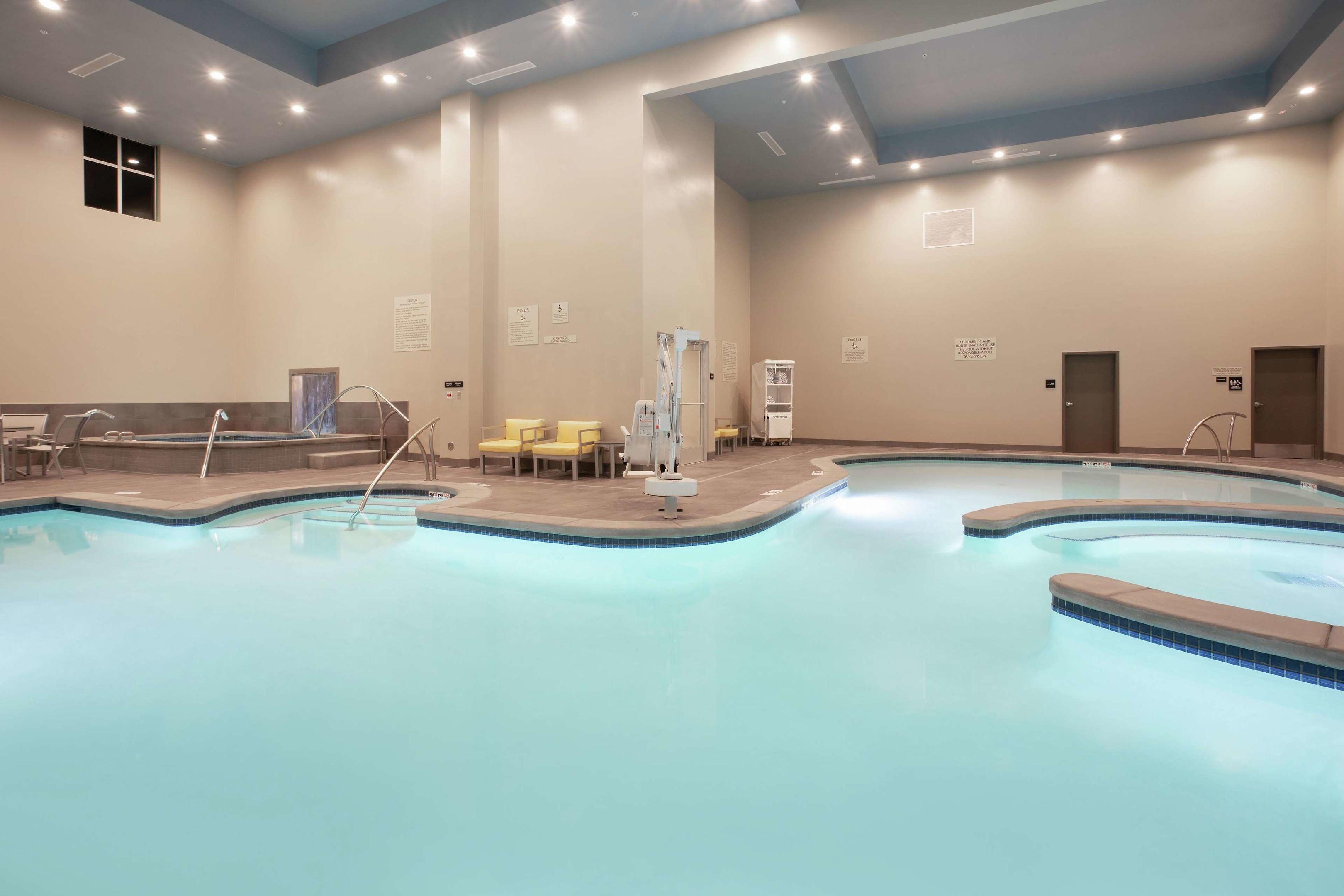 Hampton Inn & Suites Logan — photo 3