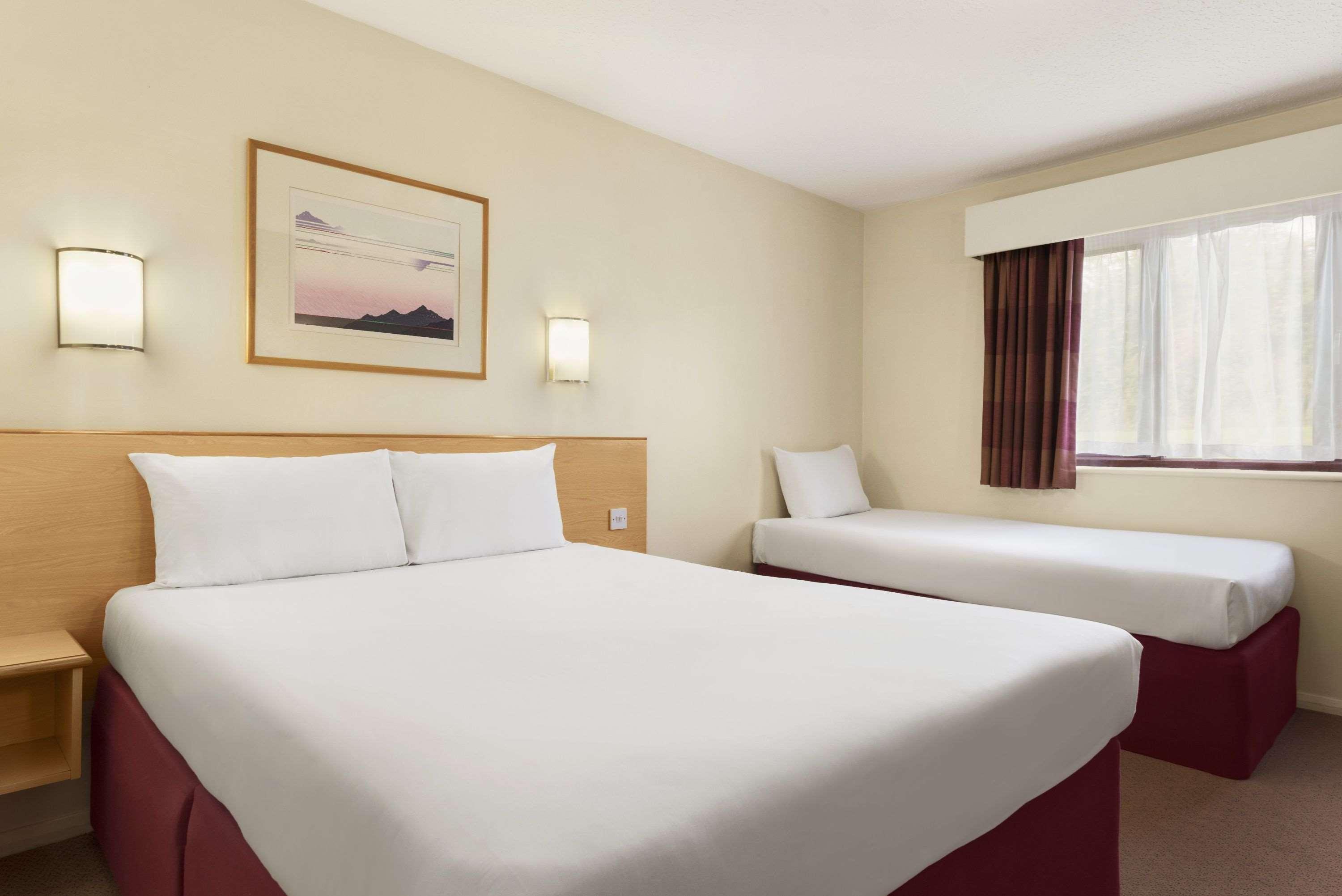 Days Inn Warwick South — photo 4