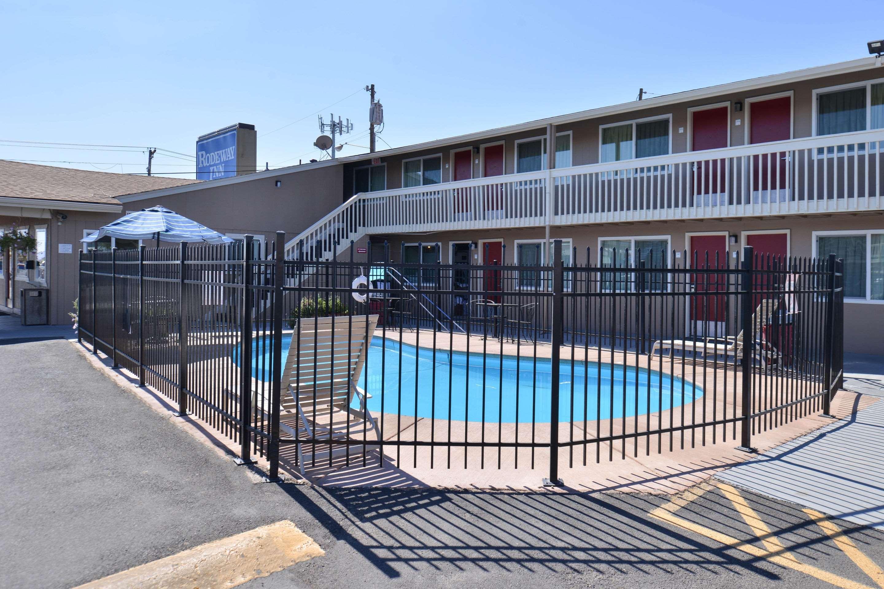 Rodeway Inn — photo 5