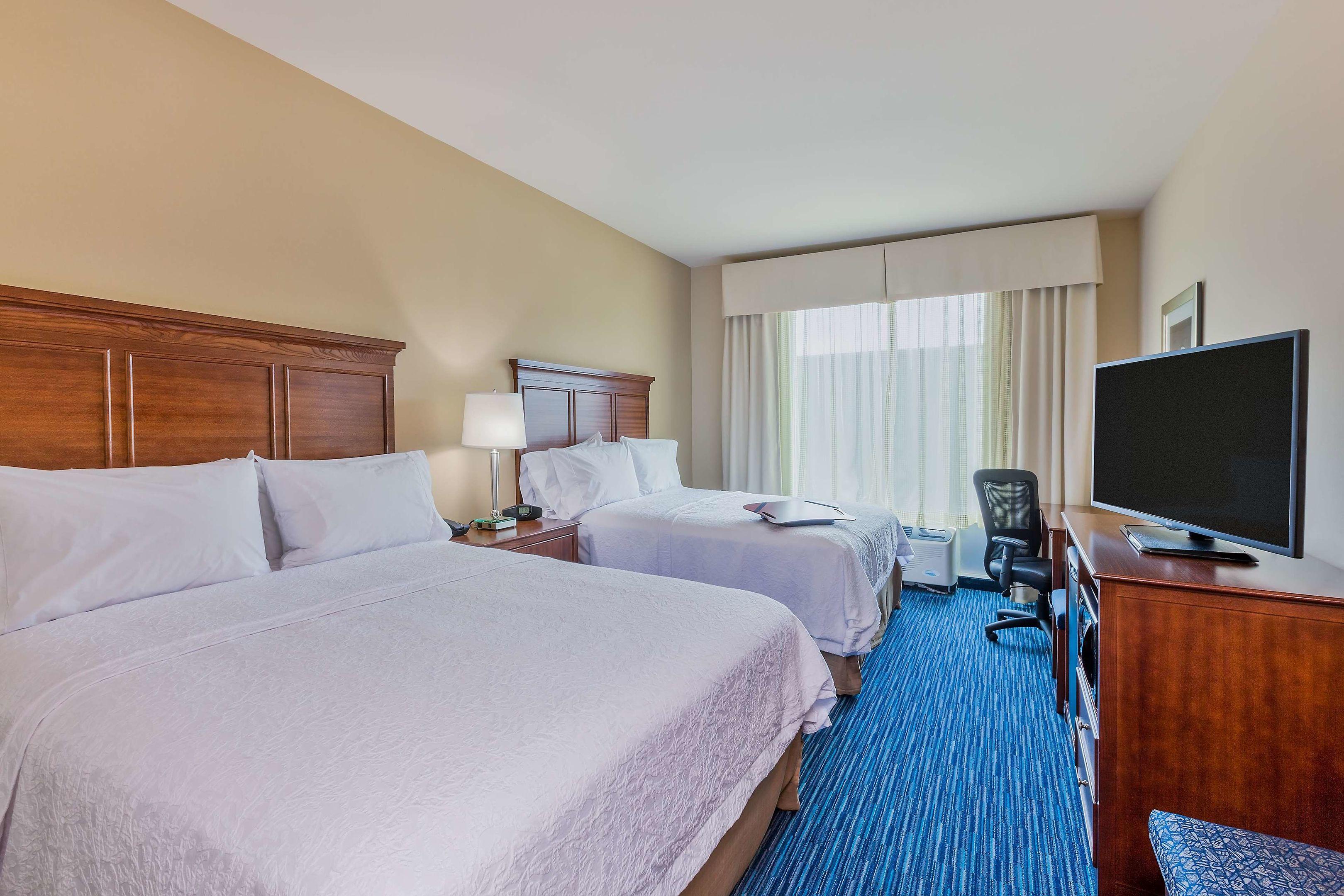 Hampton Inn & Suites Downtown Owensboro/Waterfront — photo 4