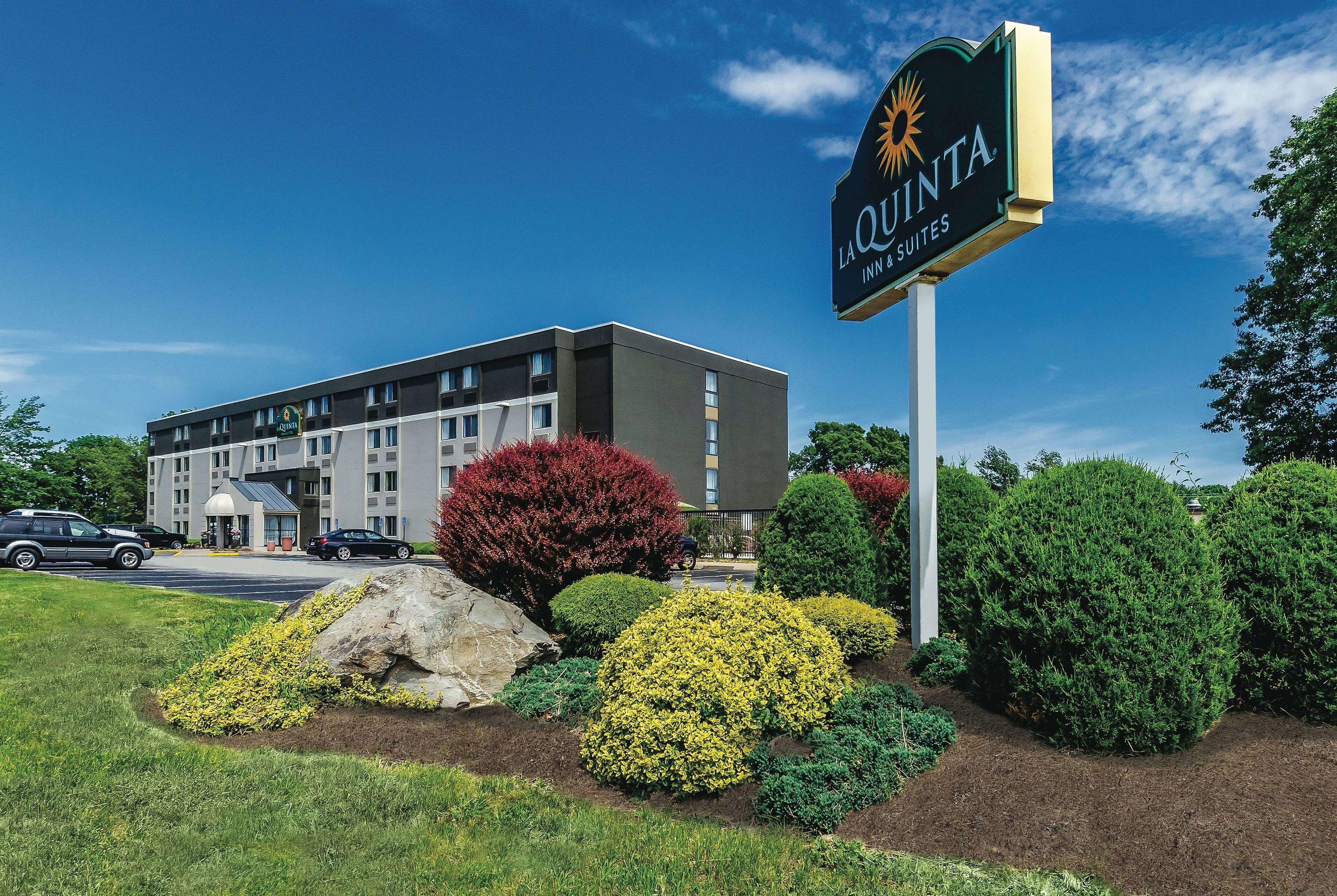 La Quinta Inn & Suites Warwick Providence Airport — photo 5