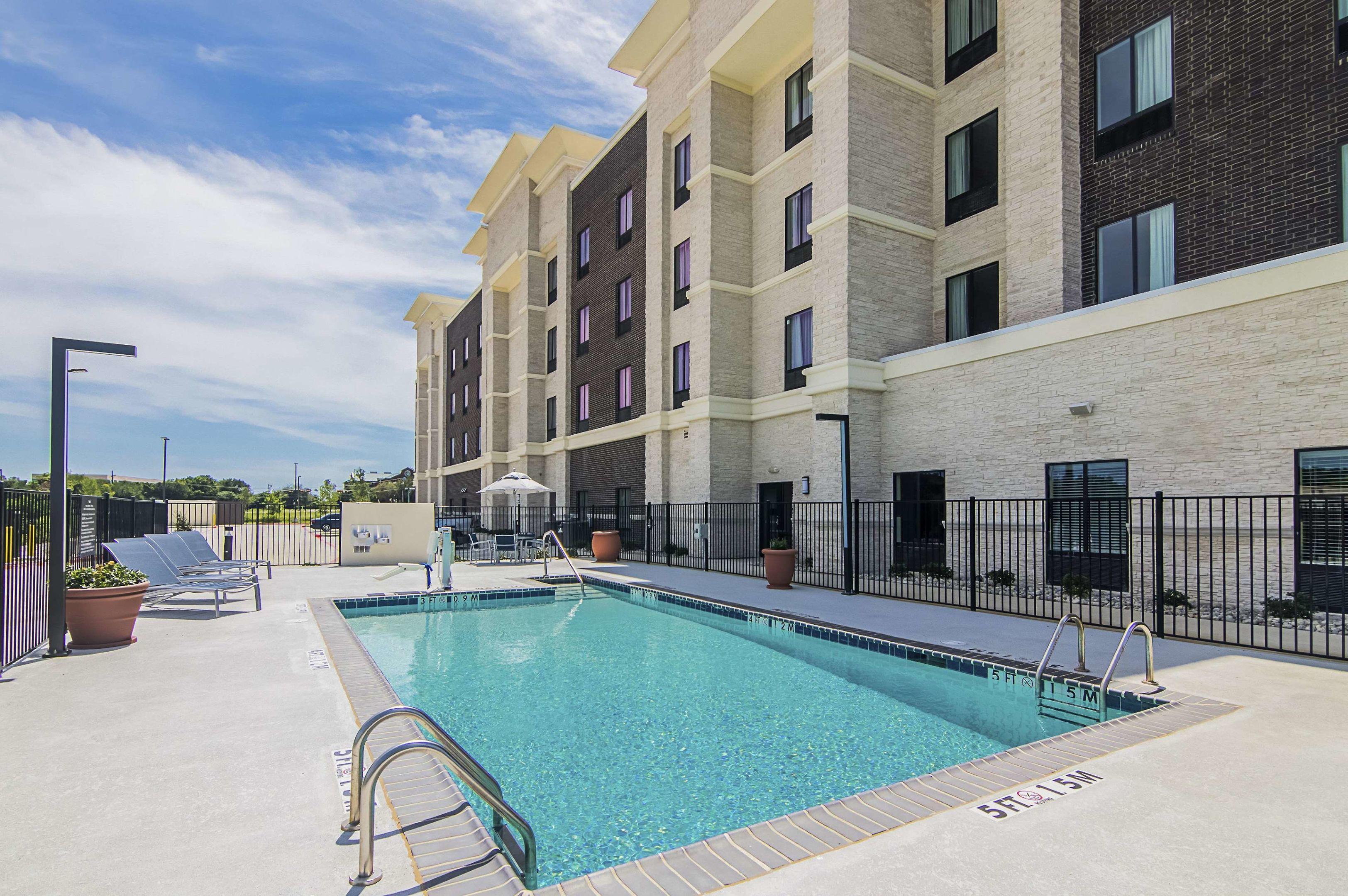Hampton Inn & Suites Dallas/Richardson — photo 5