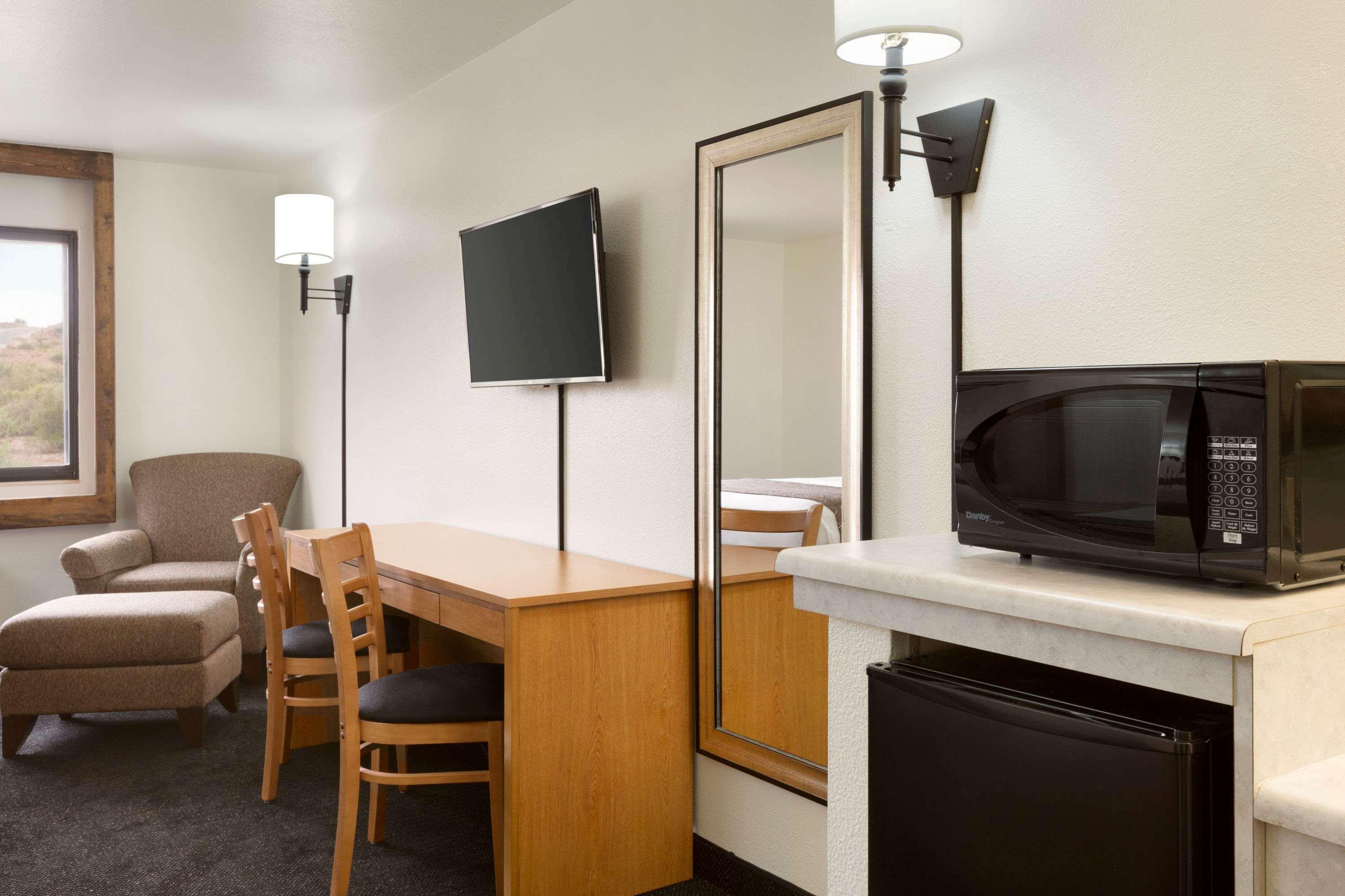 Travelodge by Wyndham Belen — photo 5