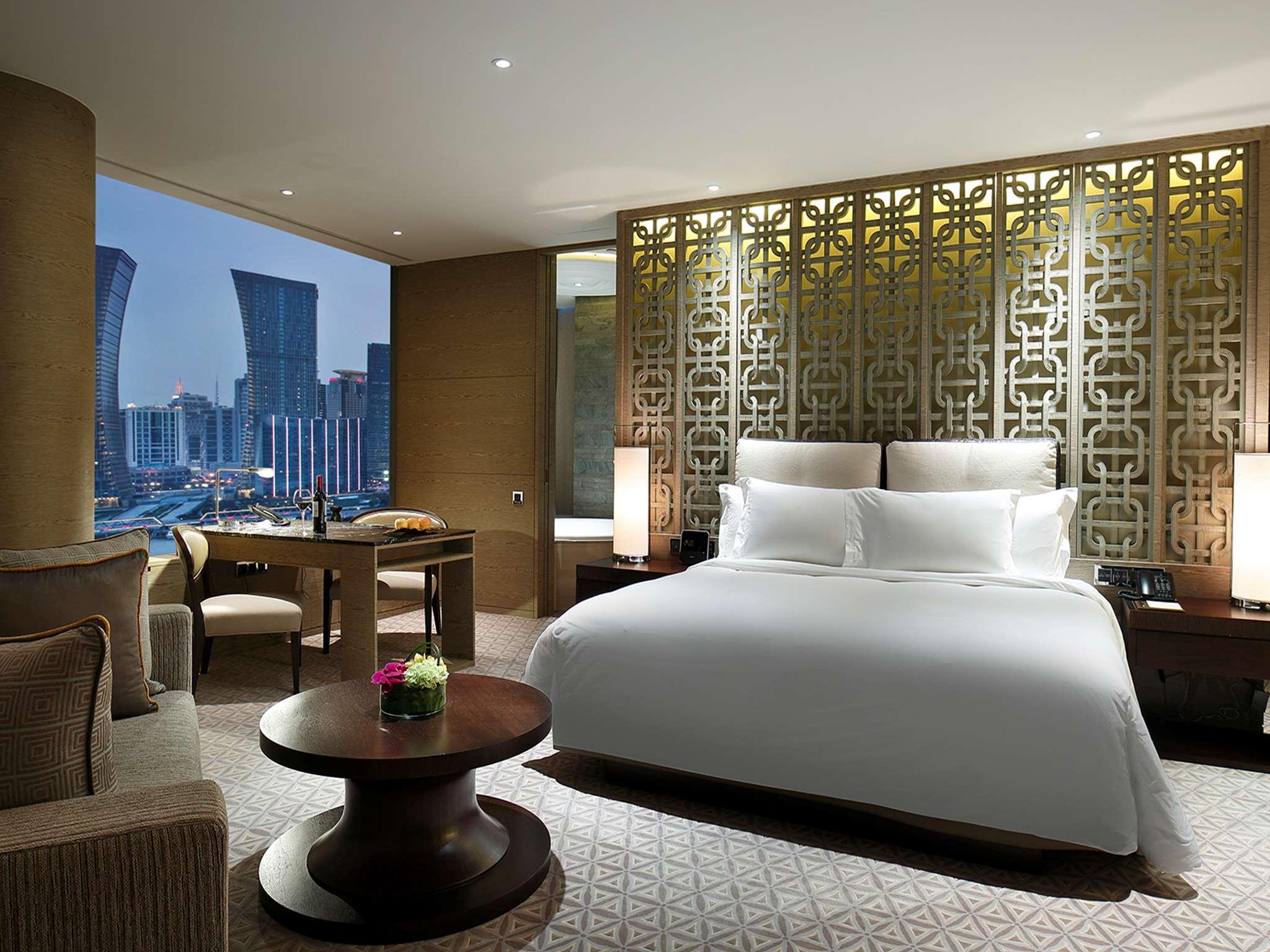 Banyan Tree Shanghai on the Bund — photo 5