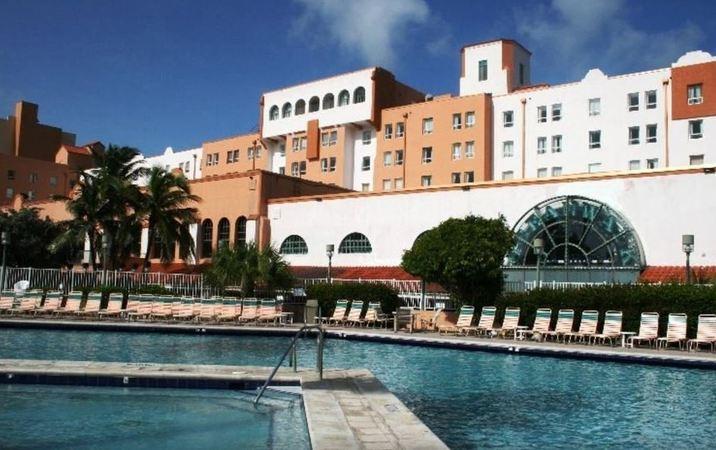 Hollywood Beach Resort — photo 4