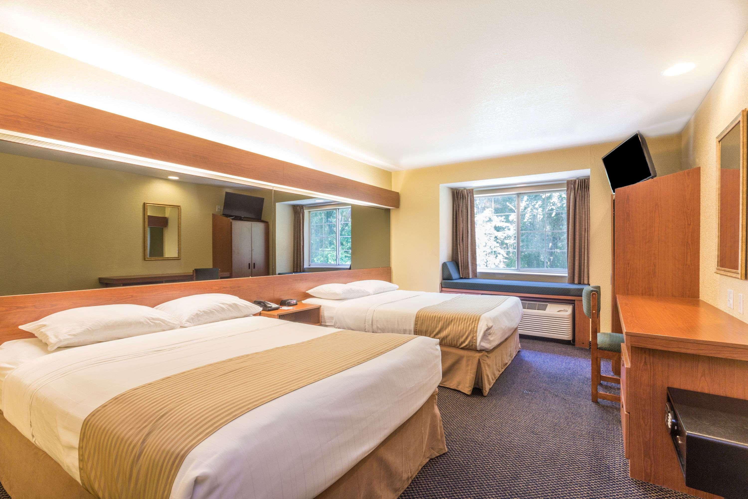 Microtel Inn & Suites by Wyndham Ocala — photo 4