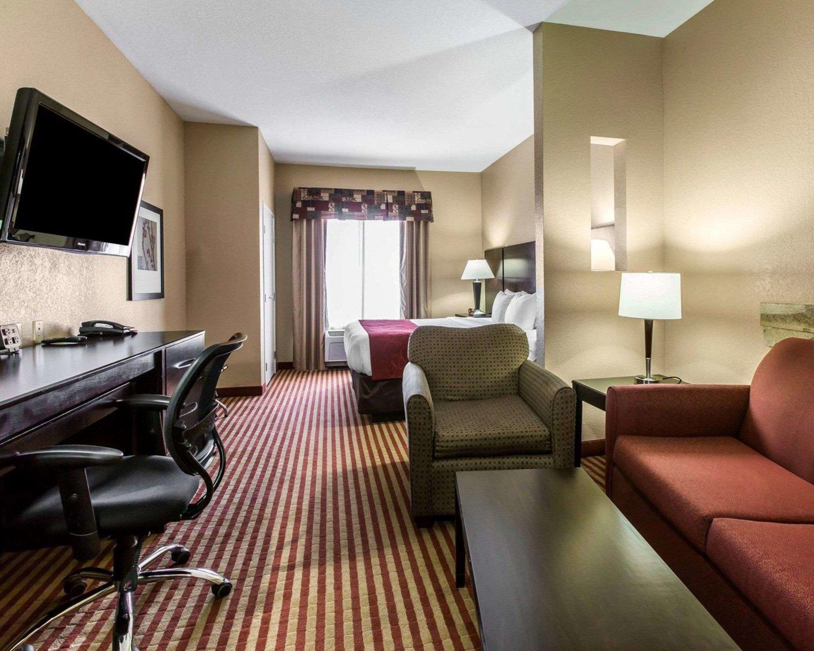 Comfort Suites Waycross — photo 5