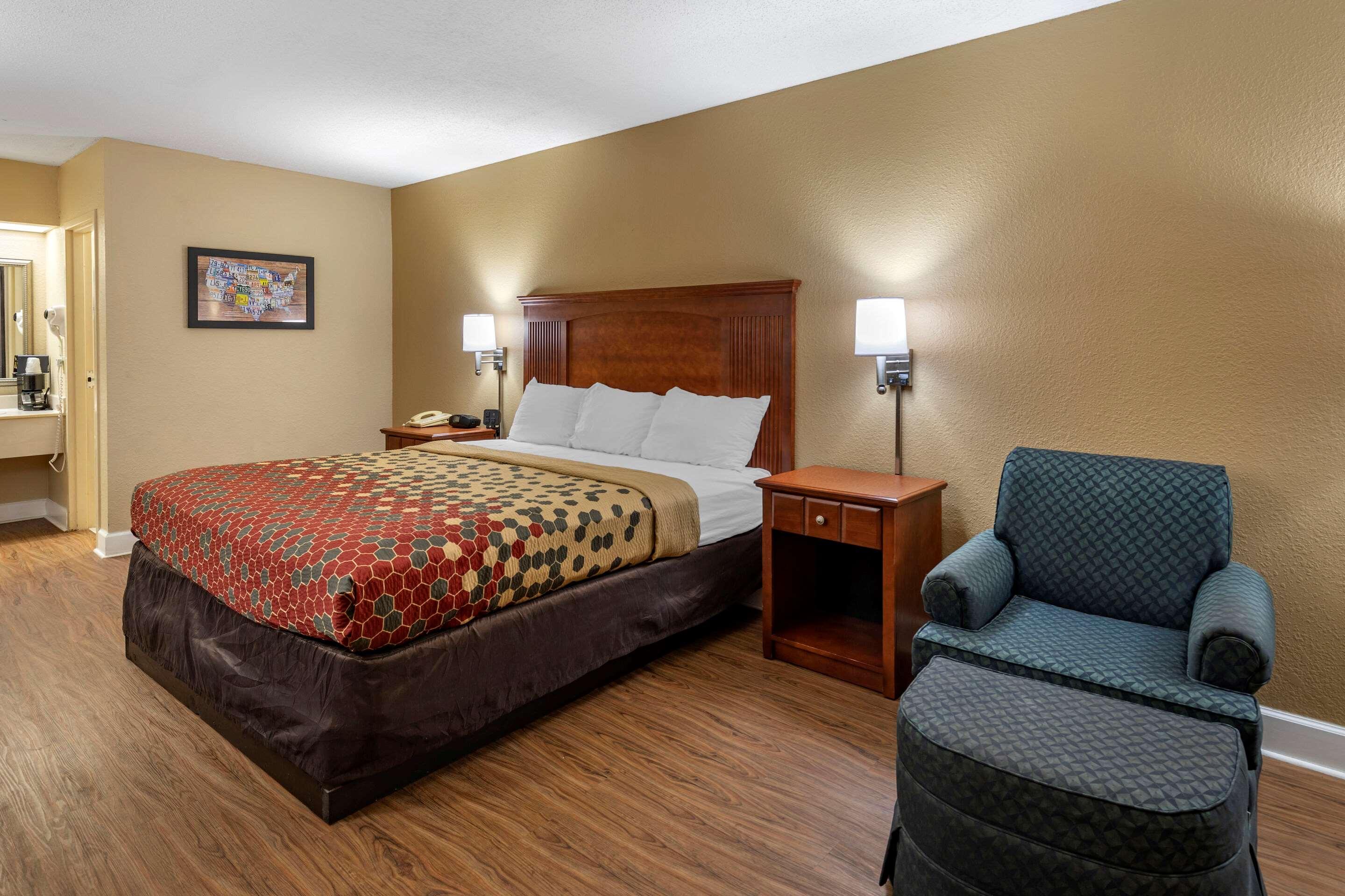 Econo Lodge Cordele — photo 4