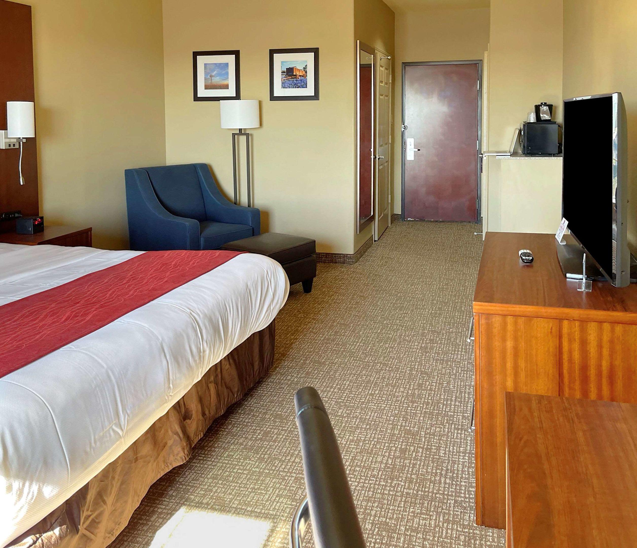 Comfort Inn & Suites Galveston Bay Refineries — photo 4