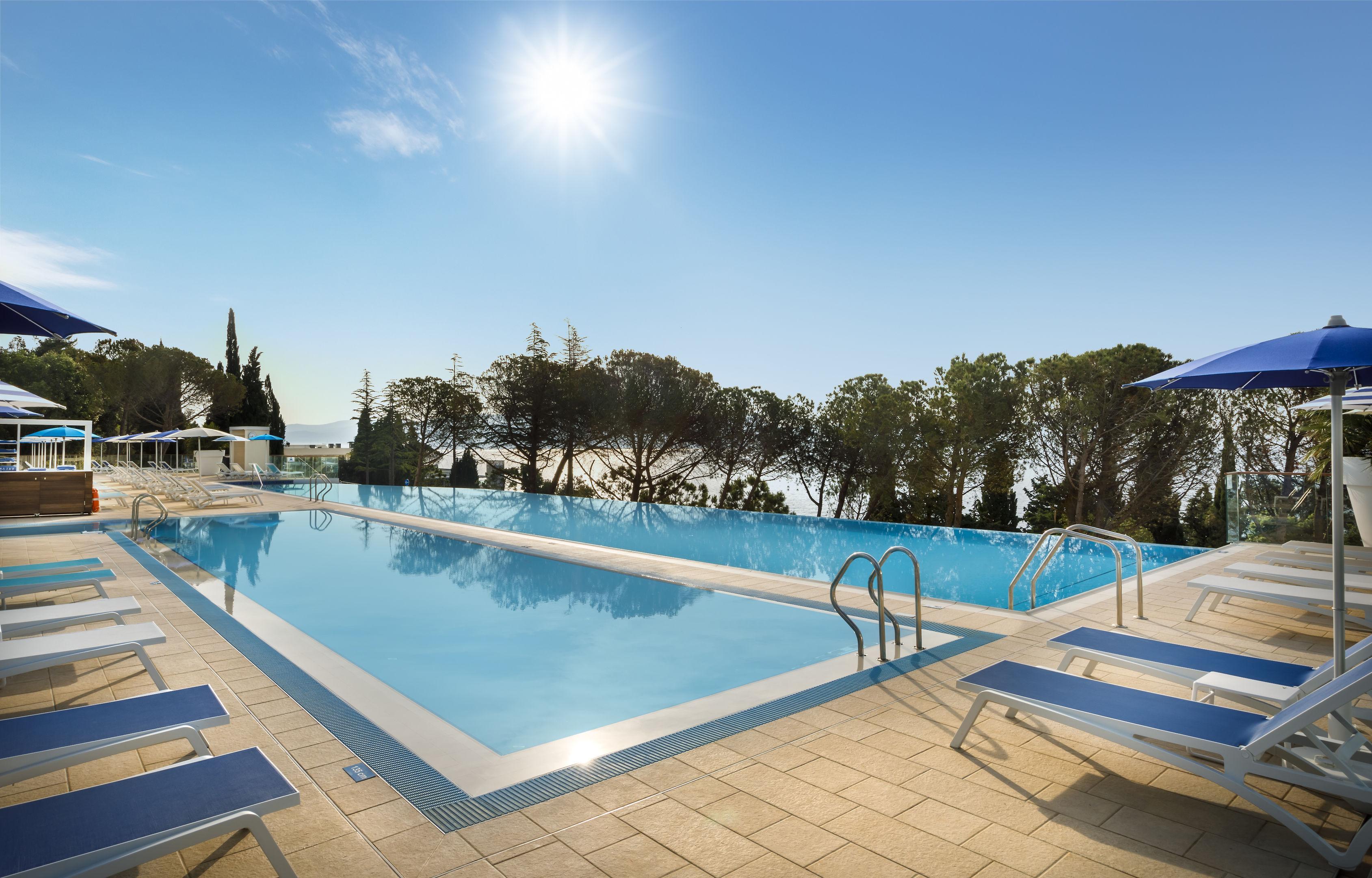 Valamar Girandella Maro Suites — photo 3